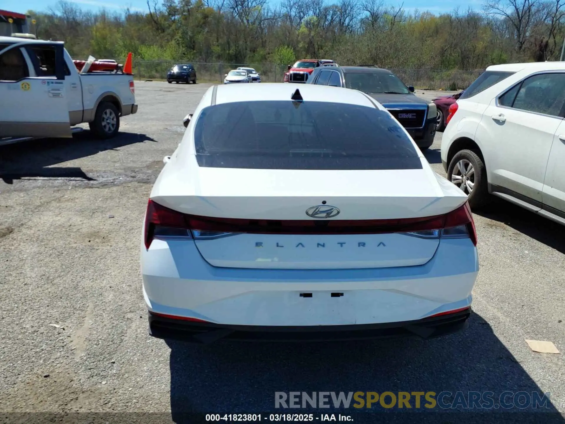 16 Photograph of a damaged car 5NPLL4AG3MH049970 HYUNDAI ELANTRA 2021