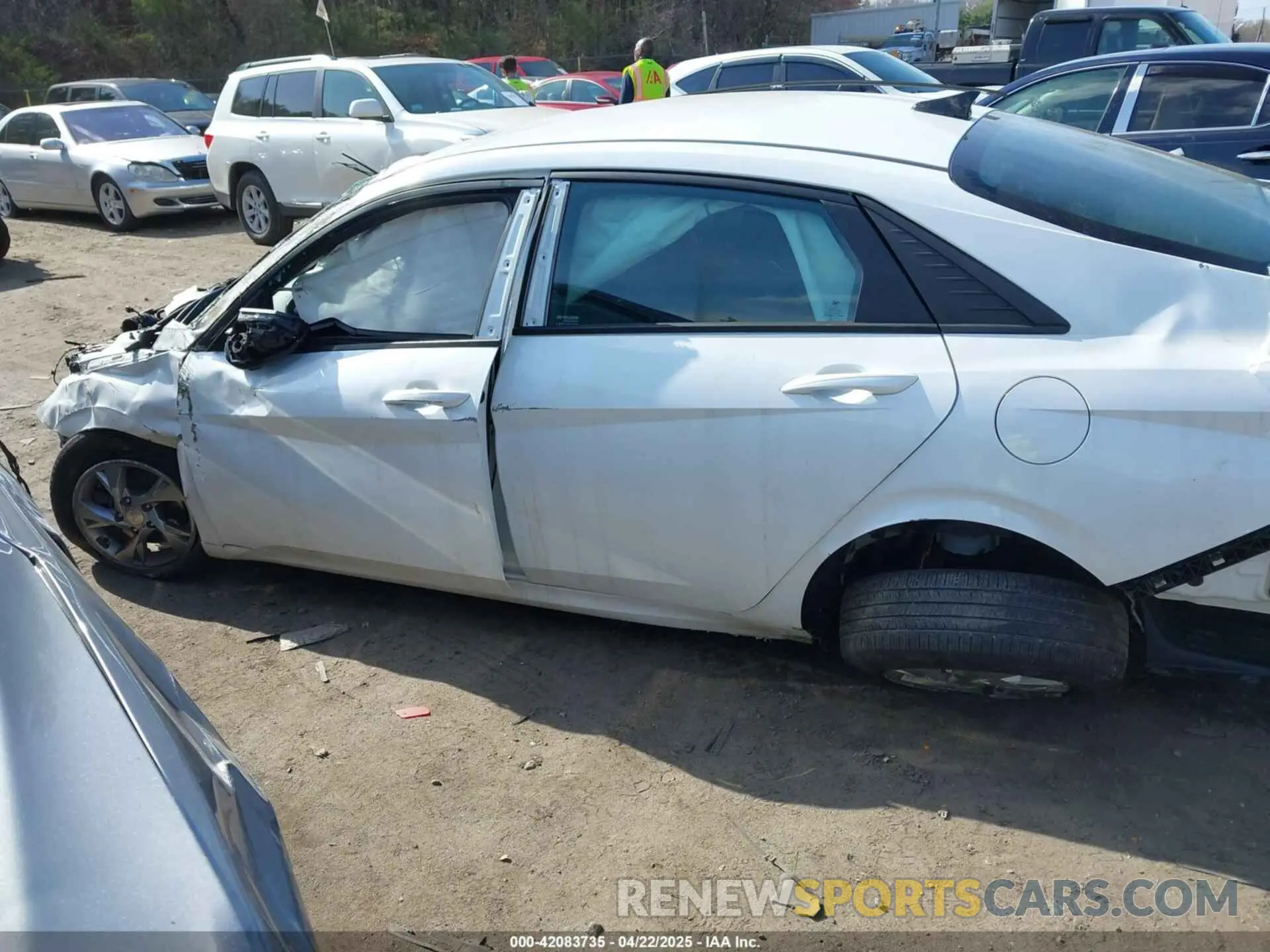 15 Фотография поврежденного автомобиля 5NPLL4AG4MH011020 HYUNDAI ELANTRA 2021