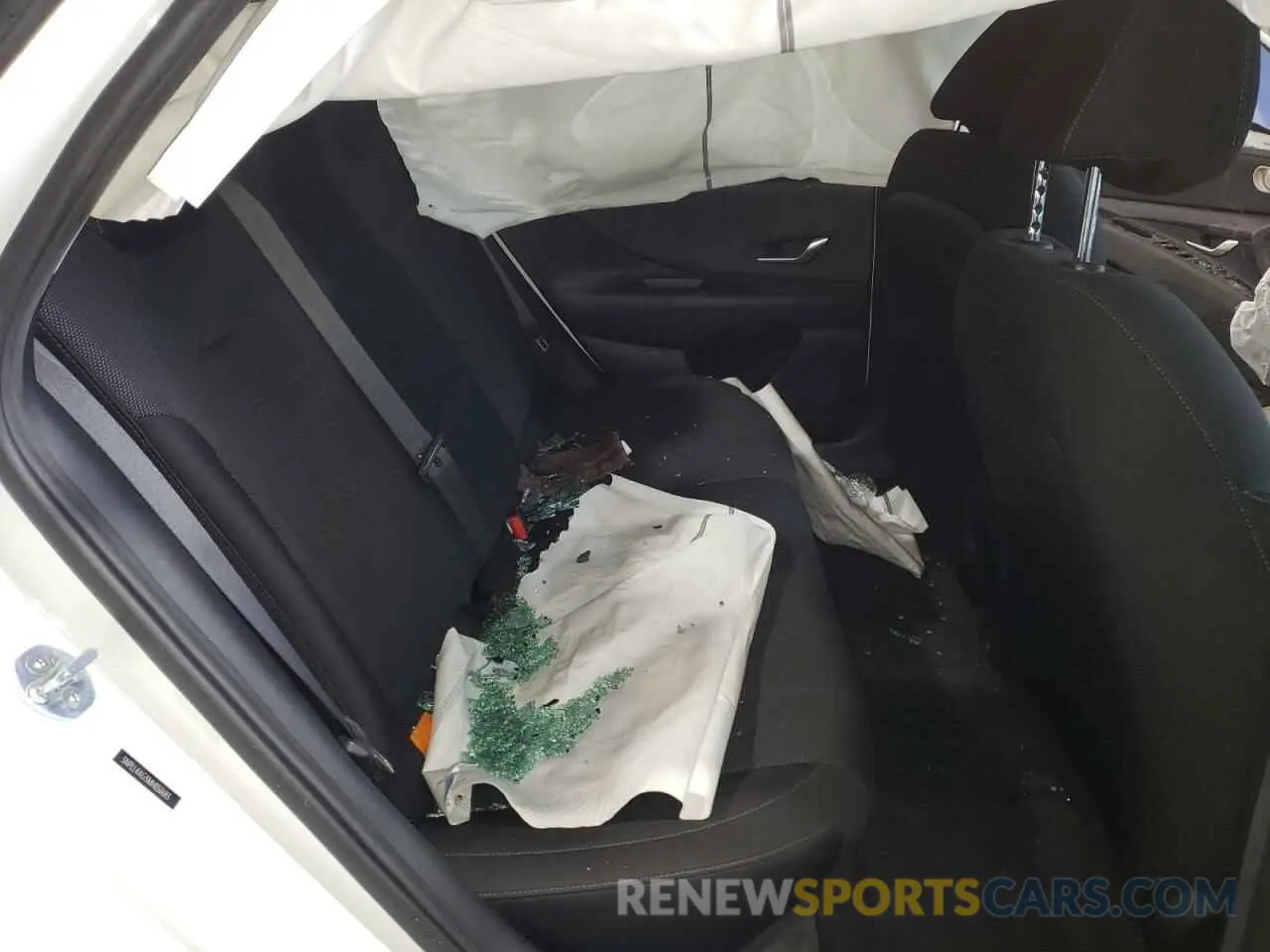 10 Photograph of a damaged car 5NPLL4AG5MH050683 HYUNDAI ELANTRA 2021