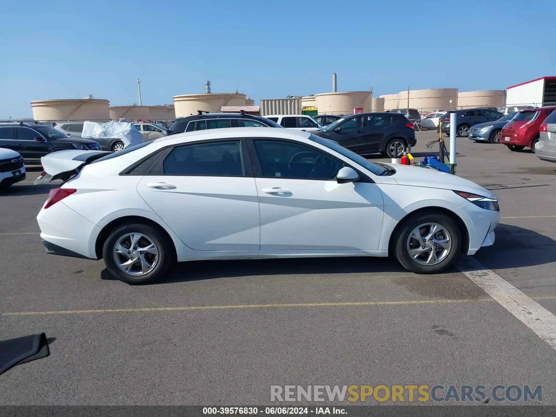 13 Photograph of a damaged car 5NPLL4AG6MH014727 HYUNDAI ELANTRA 2021