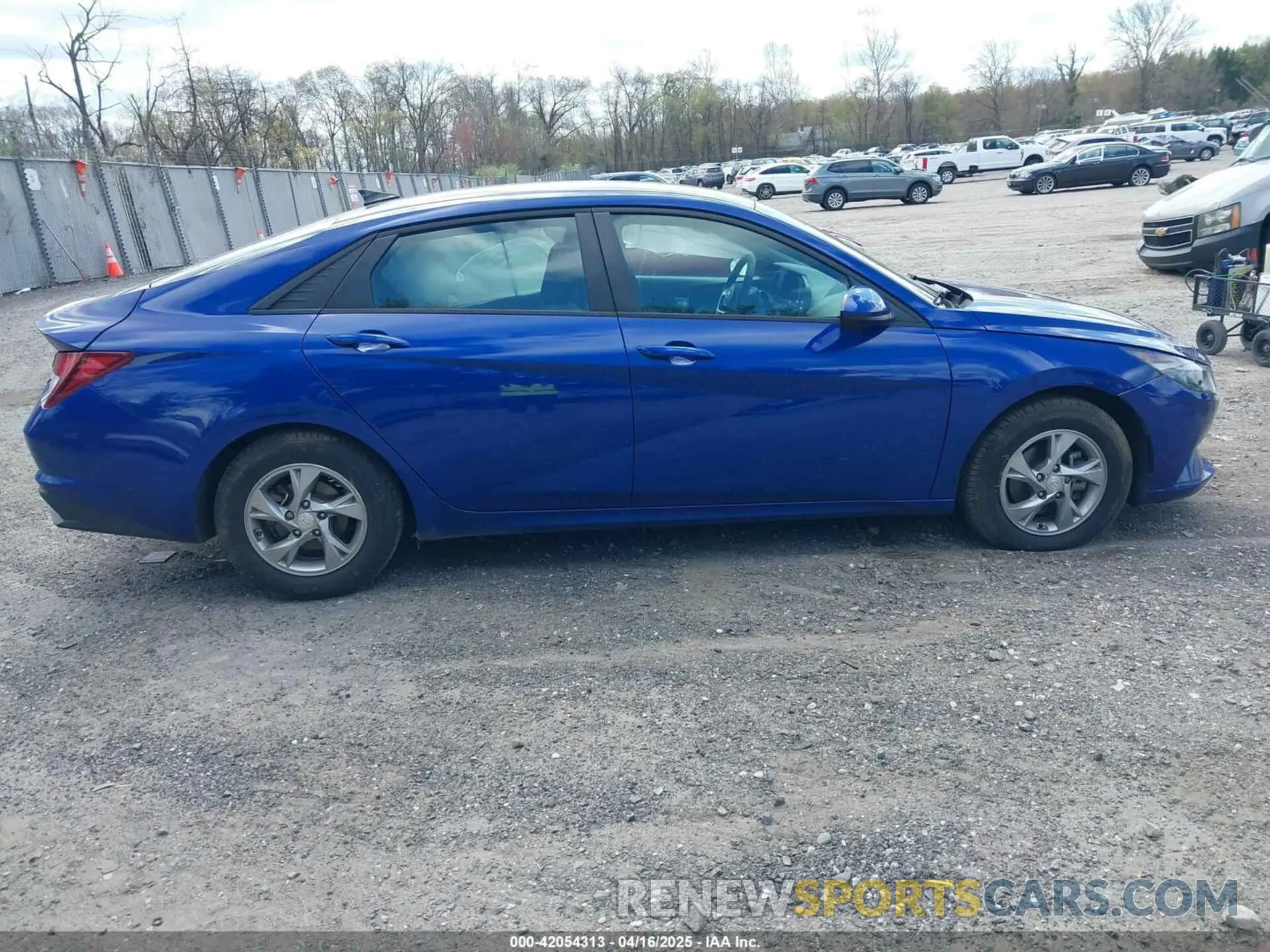 13 Photograph of a damaged car 5NPLL4AG6MH016493 HYUNDAI ELANTRA 2021