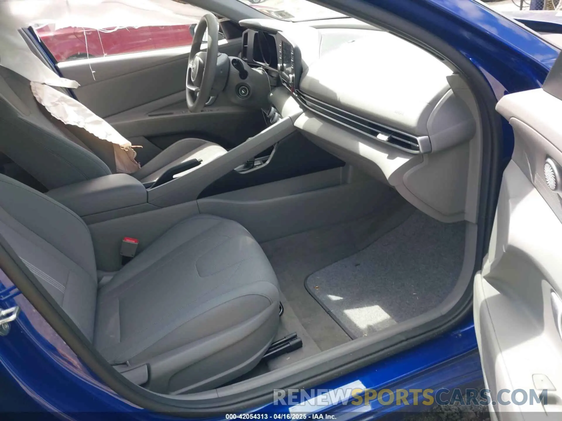 5 Photograph of a damaged car 5NPLL4AG6MH016493 HYUNDAI ELANTRA 2021
