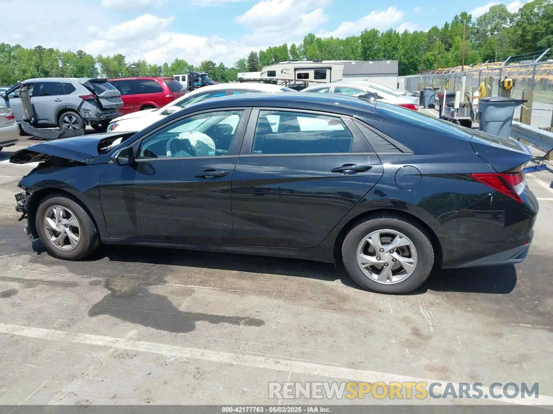15 Photograph of a damaged car 5NPLL4AG6MH037277 HYUNDAI ELANTRA 2021