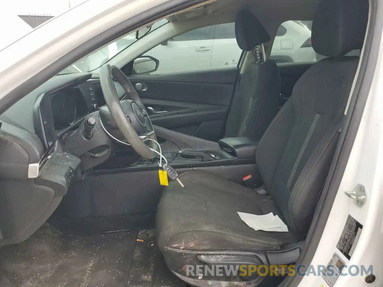 7 Фотография поврежденного автомобиля 5NPLL4AG8MH040052 HYUNDAI ELANTRA 2021
