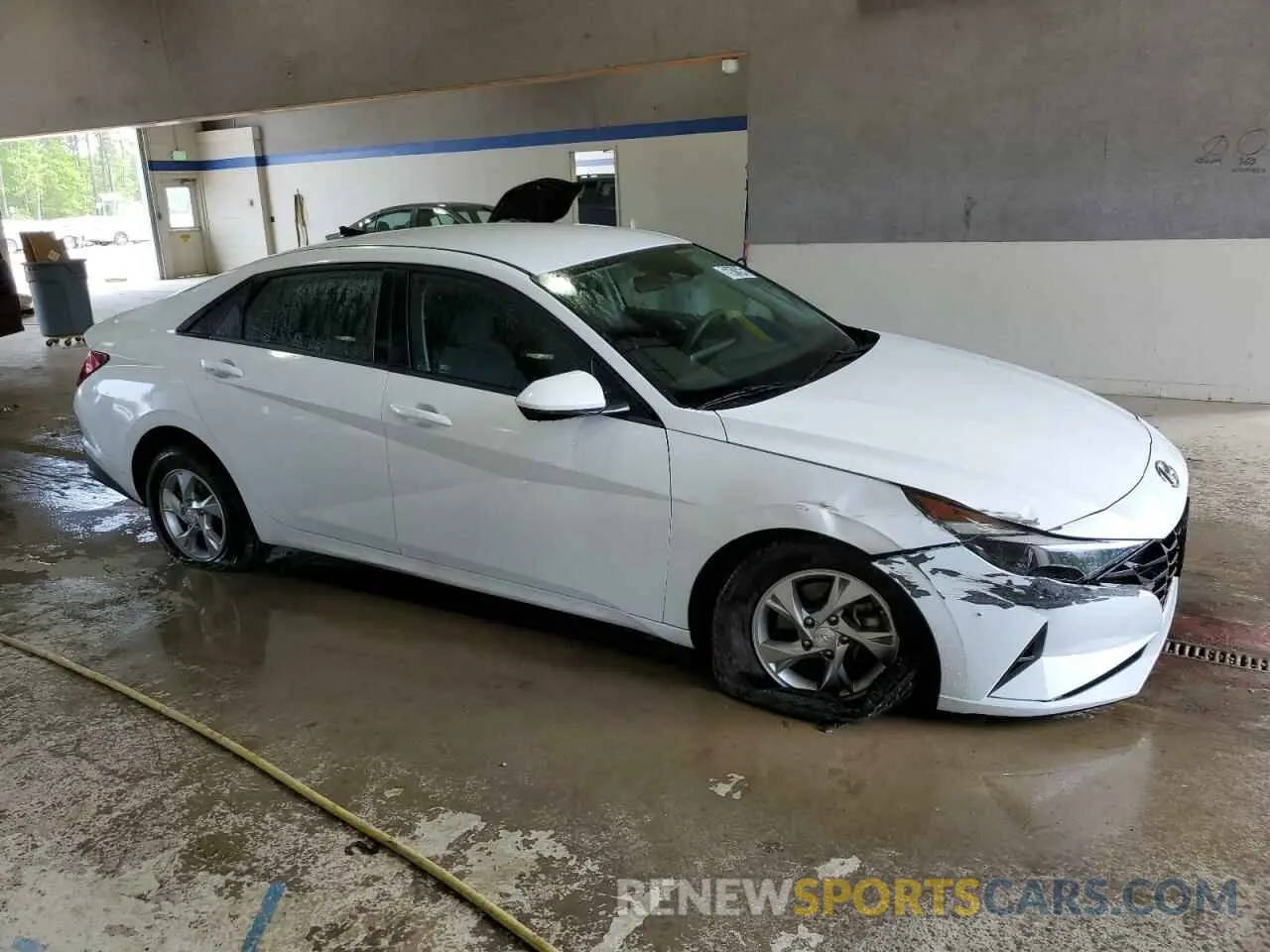 4 Фотография поврежденного автомобиля 5NPLL4AG8MH049222 HYUNDAI ELANTRA 2021