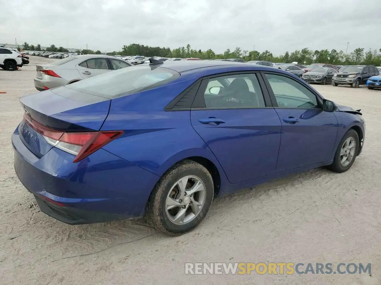 3 Photograph of a damaged car 5NPLL4AG9MH049522 HYUNDAI ELANTRA 2021