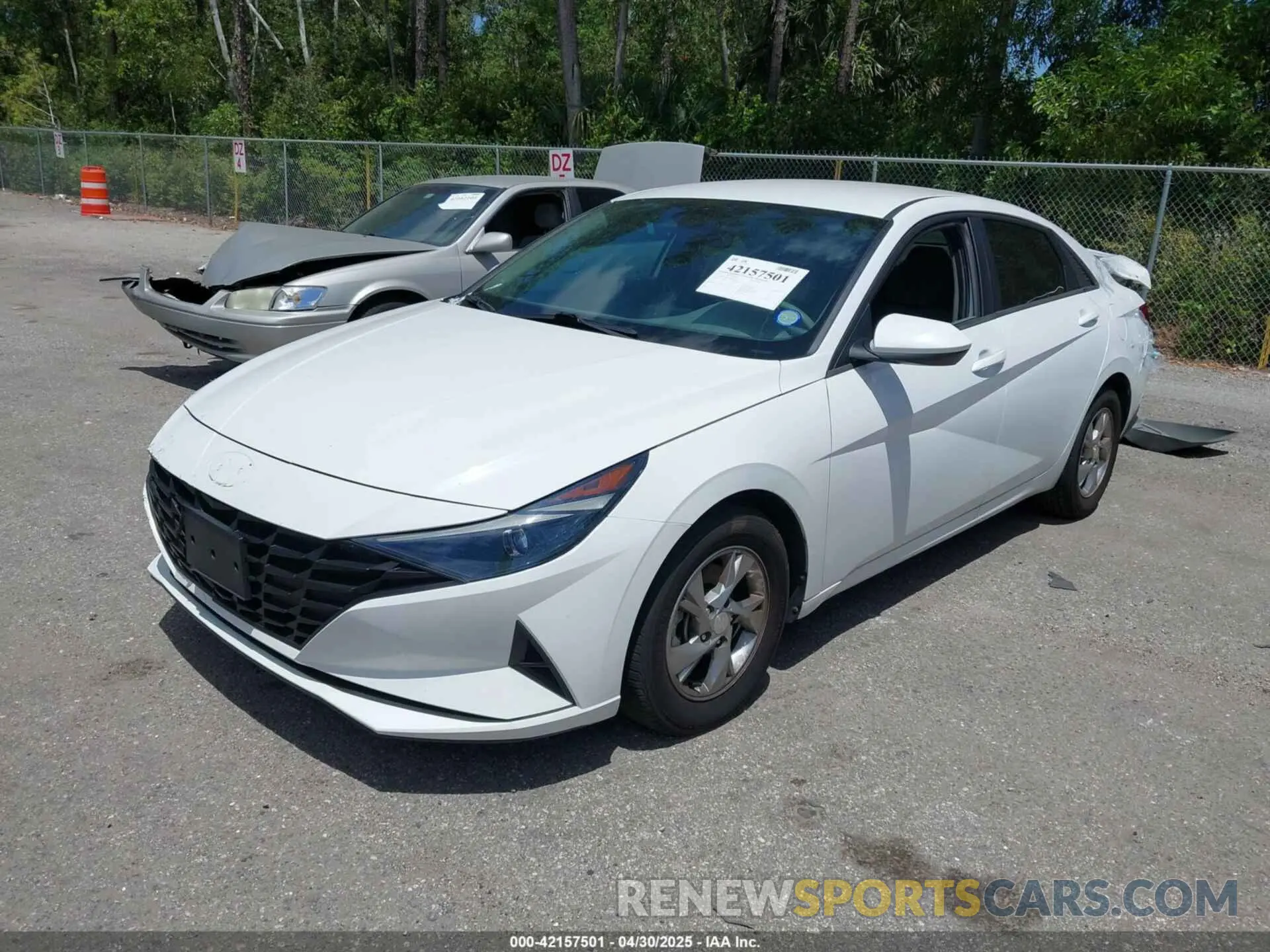 2 Photograph of a damaged car 5NPLL4AGXMH042269 HYUNDAI ELANTRA 2021