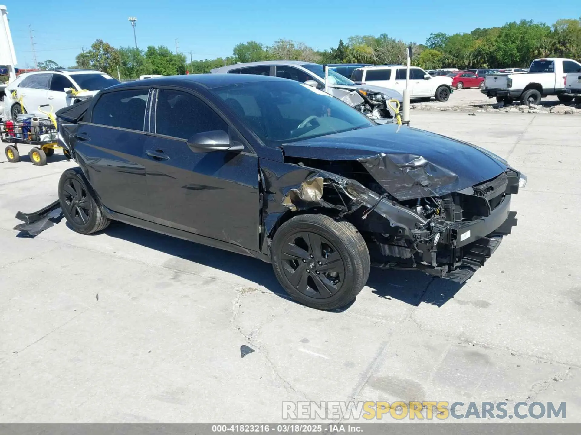 1 Фотография поврежденного автомобиля 5NPLM4AG1MH022084 HYUNDAI ELANTRA 2021