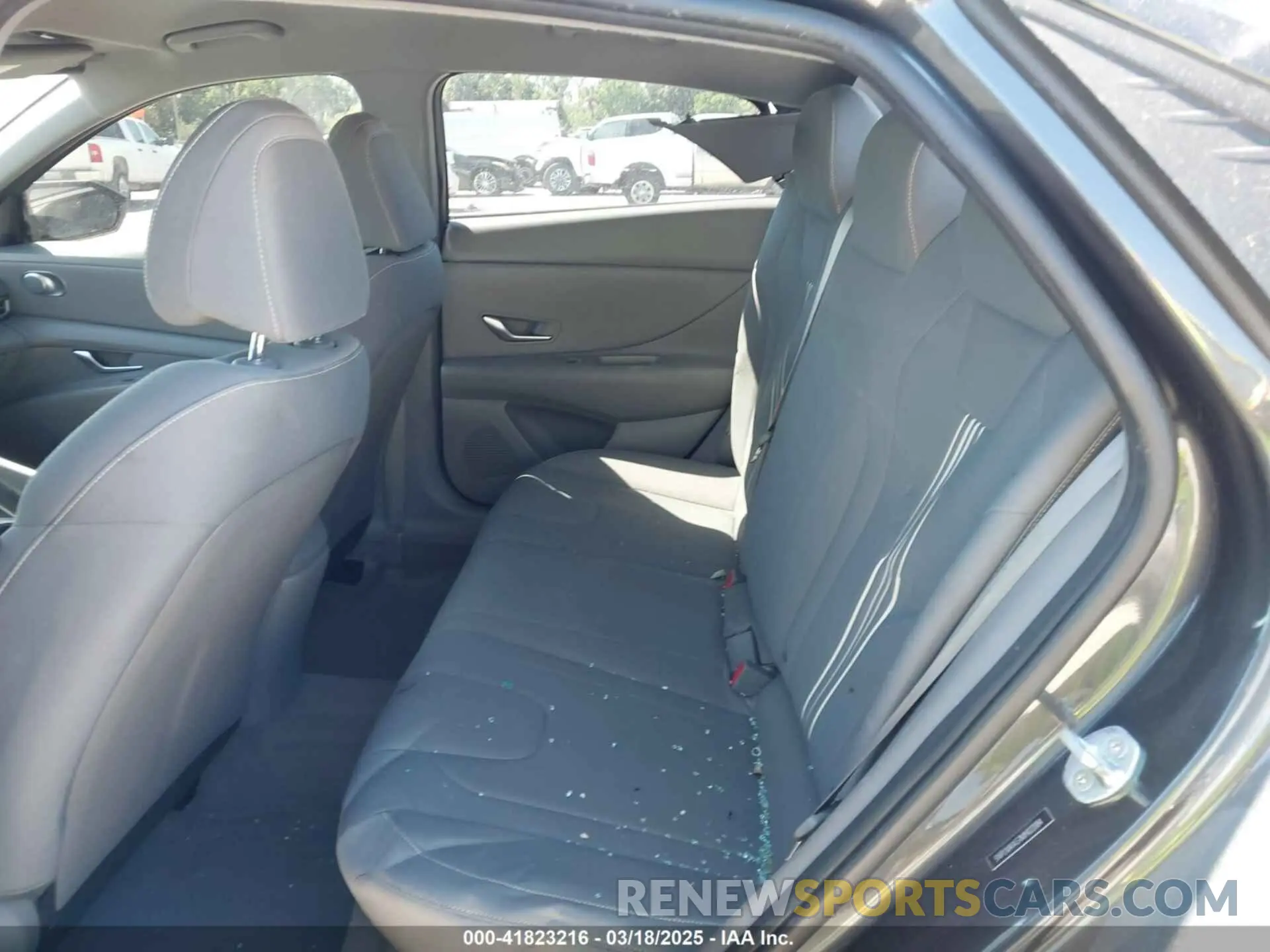 8 Фотография поврежденного автомобиля 5NPLM4AG1MH022084 HYUNDAI ELANTRA 2021