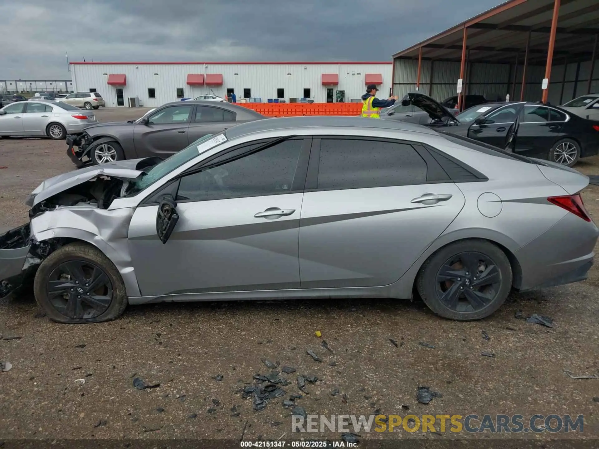 13 Photograph of a damaged car 5NPLM4AG1MH030055 HYUNDAI ELANTRA 2021