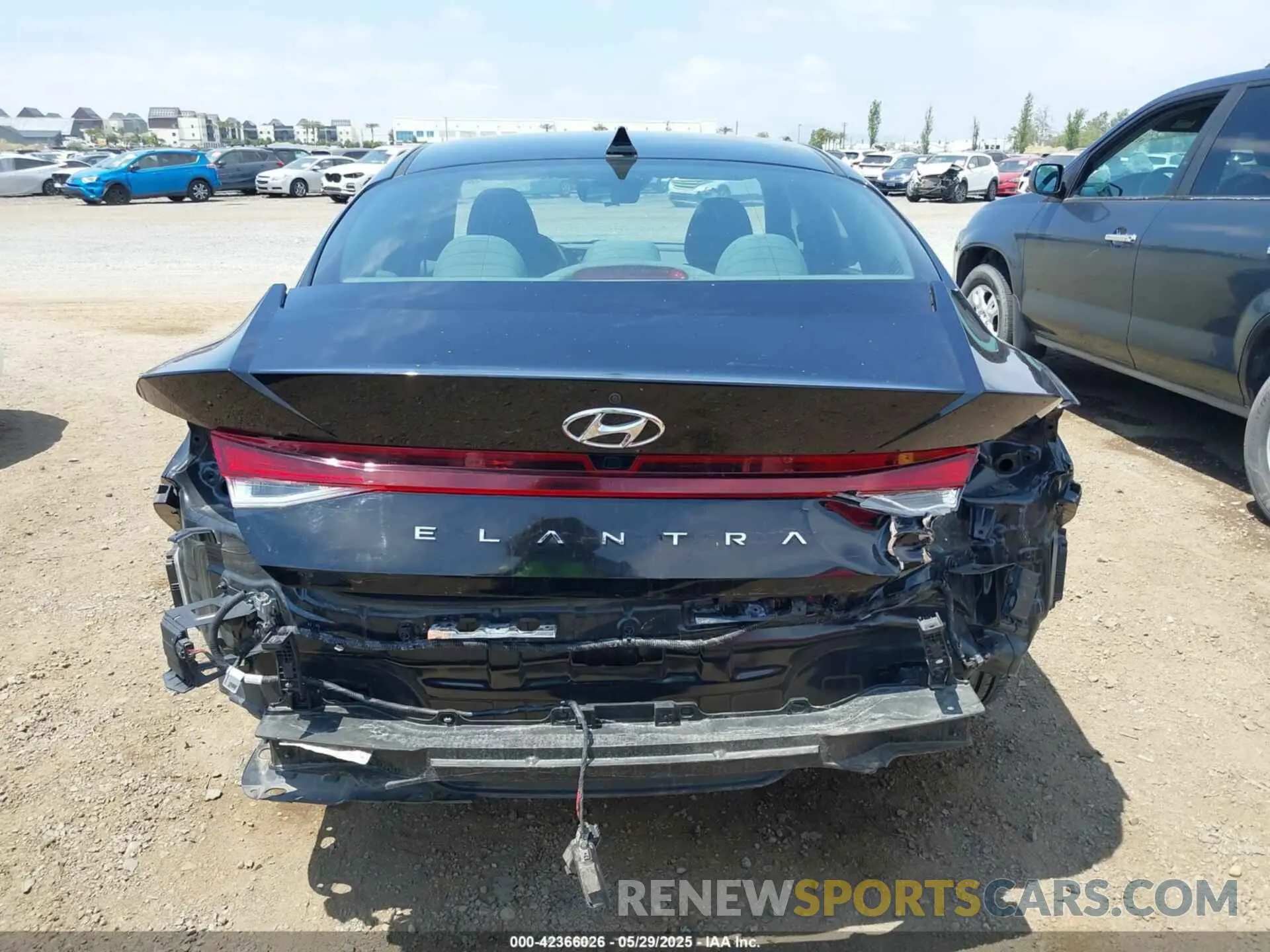 17 Photograph of a damaged car 5NPLM4AG1MH051245 HYUNDAI ELANTRA 2021