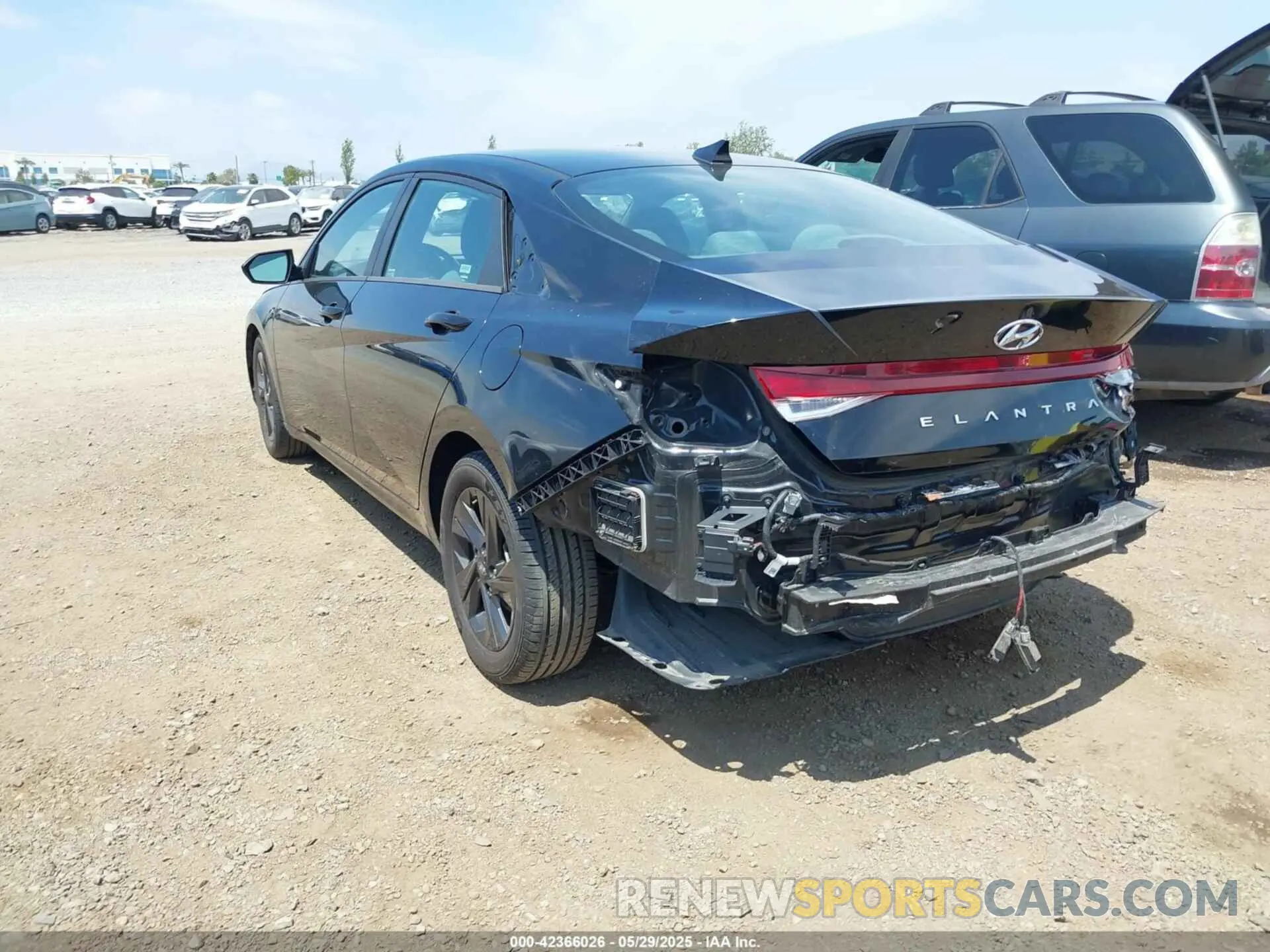 3 Photograph of a damaged car 5NPLM4AG1MH051245 HYUNDAI ELANTRA 2021