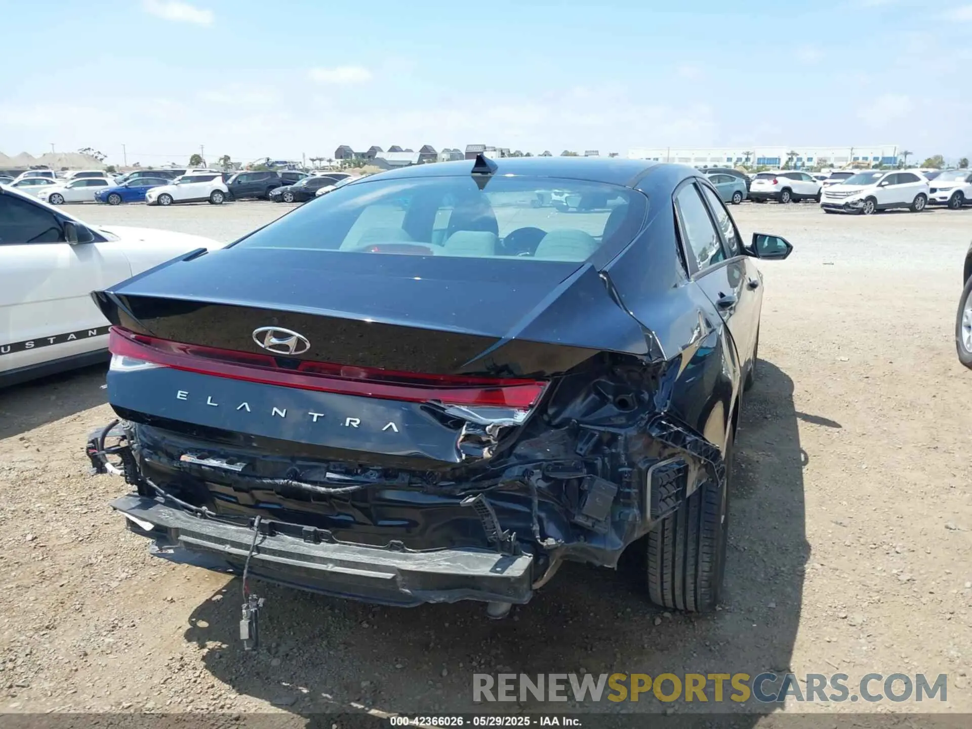 6 Photograph of a damaged car 5NPLM4AG1MH051245 HYUNDAI ELANTRA 2021