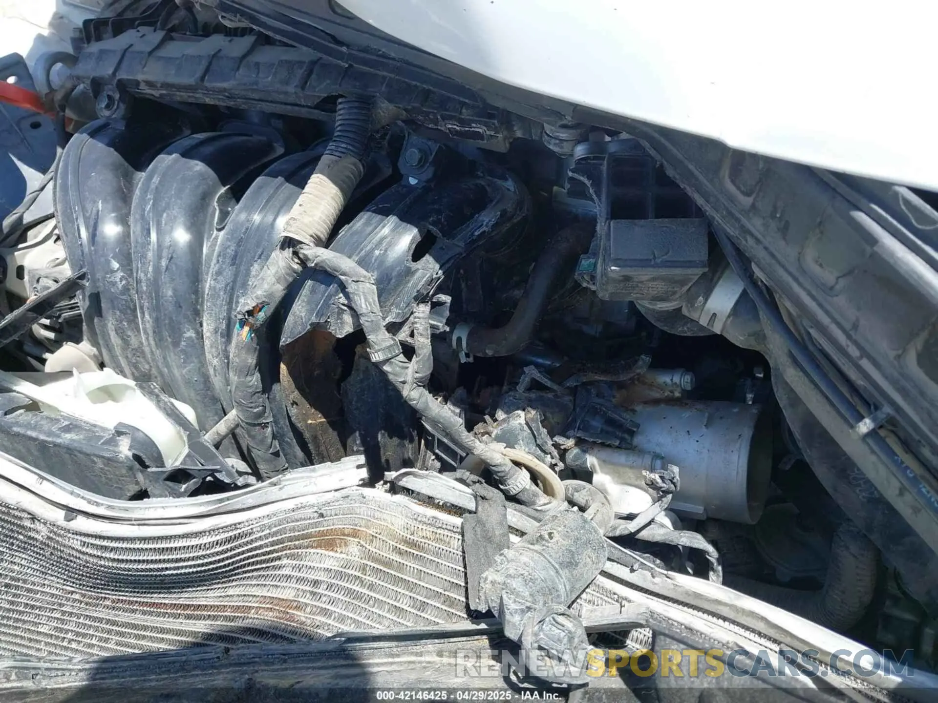 17 Photograph of a damaged car 5NPLM4AG2MH009697 HYUNDAI ELANTRA 2021