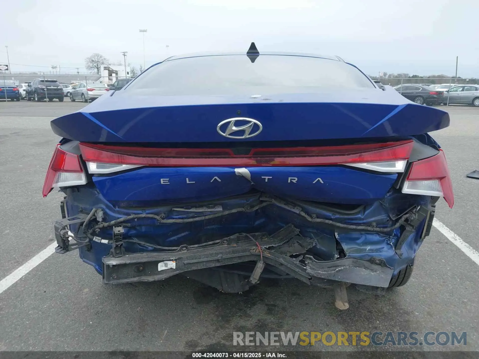 15 Photograph of a damaged car 5NPLM4AG2MH045955 HYUNDAI ELANTRA 2021