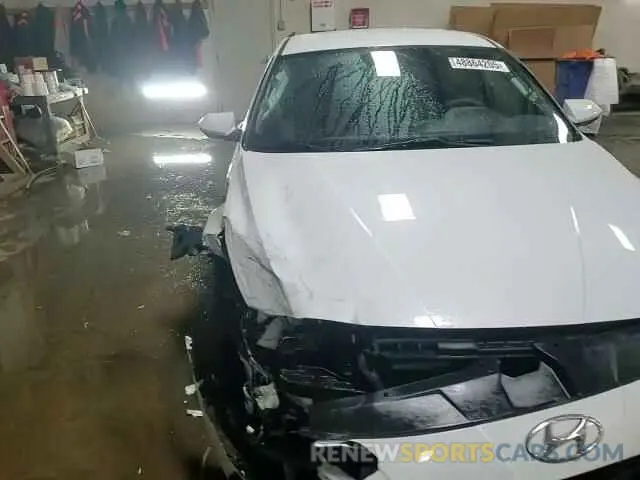 14 Photograph of a damaged car 5NPLM4AG3MH008056 HYUNDAI ELANTRA 2021