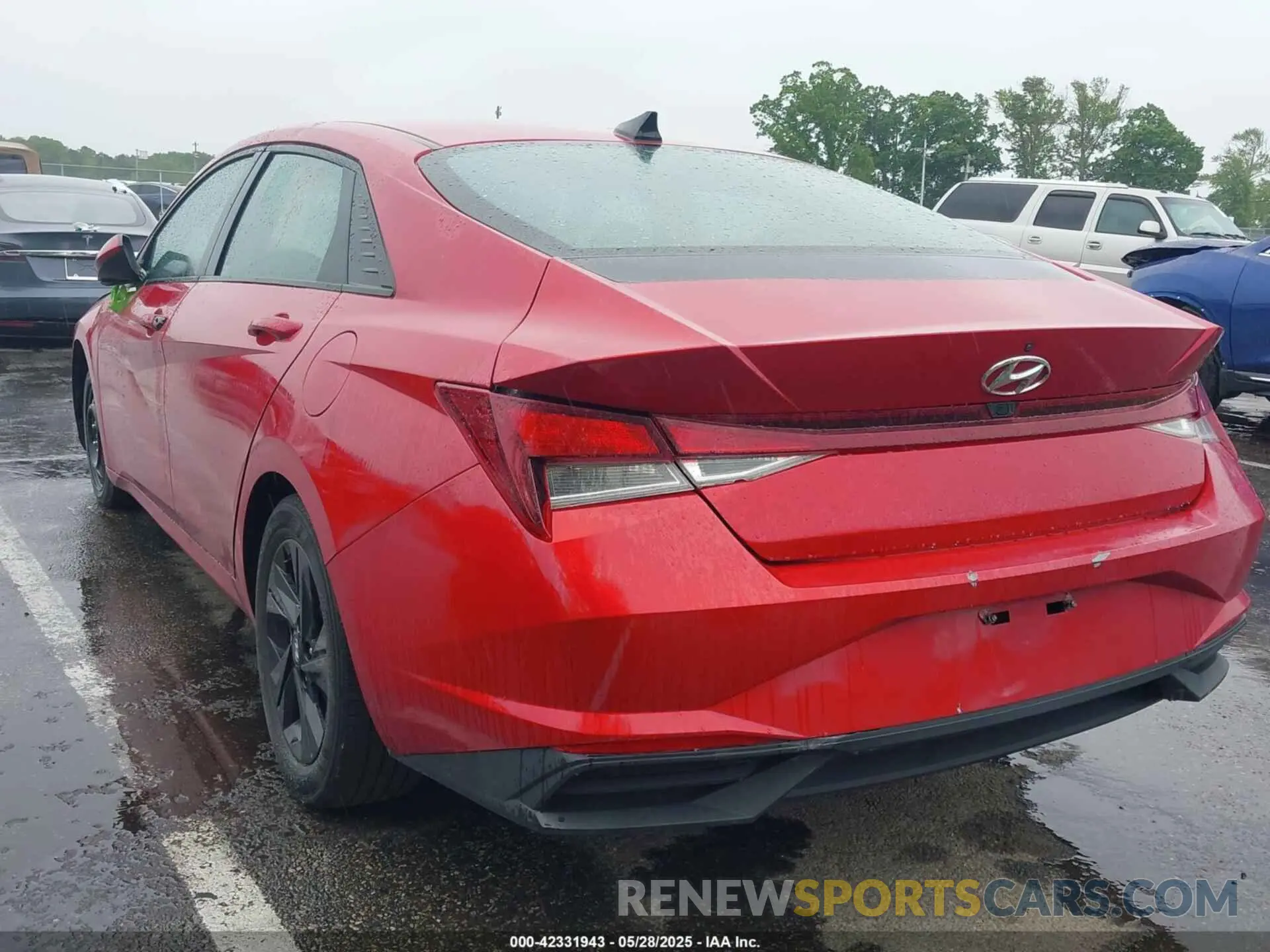 3 Фотография поврежденного автомобиля 5NPLM4AG3MH010356 HYUNDAI ELANTRA 2021