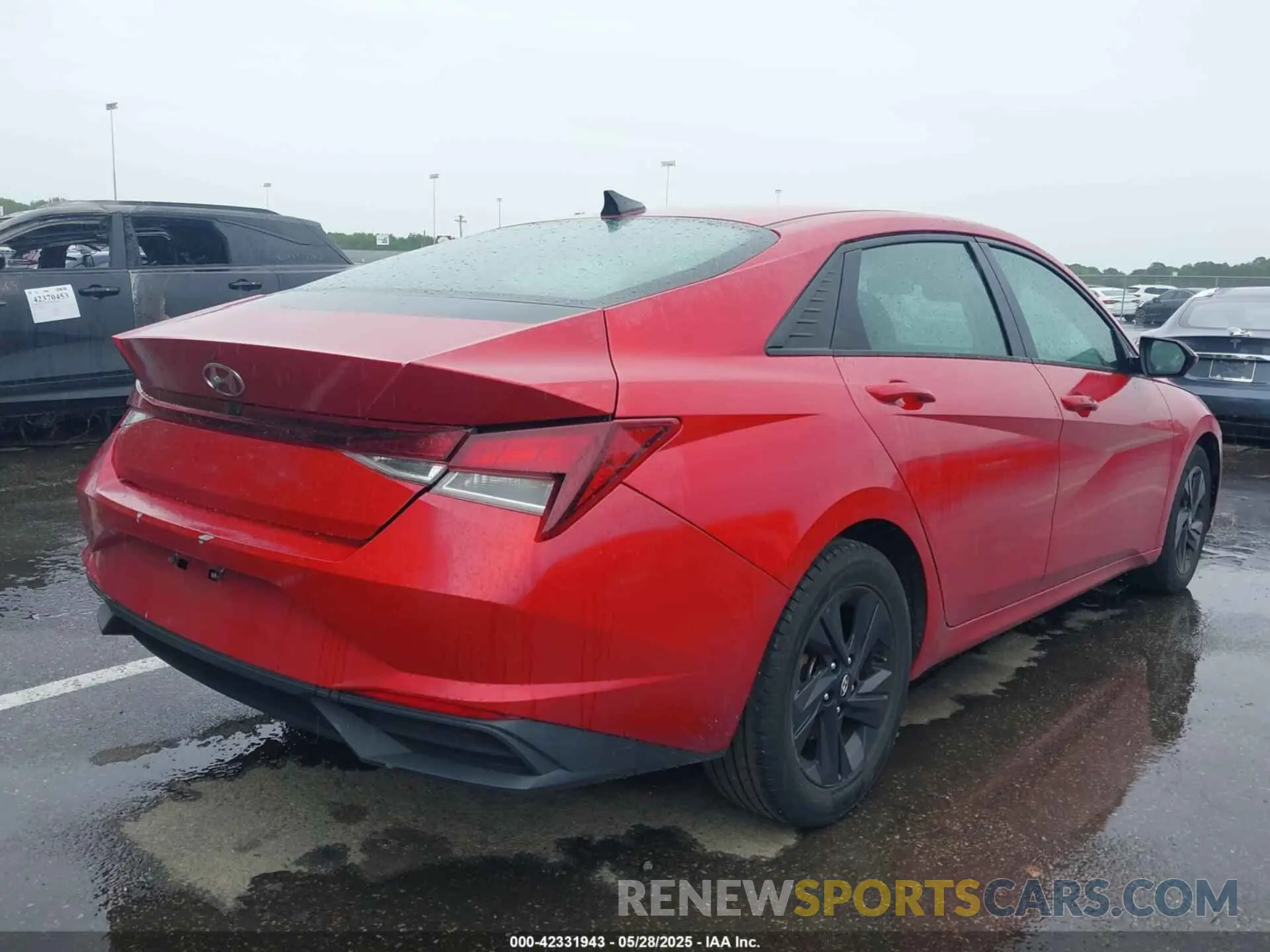 4 Фотография поврежденного автомобиля 5NPLM4AG3MH010356 HYUNDAI ELANTRA 2021