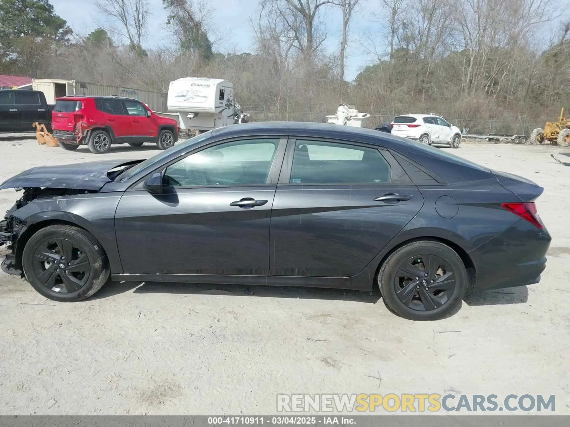 13 Photograph of a damaged car 5NPLM4AG4MH021821 HYUNDAI ELANTRA 2021