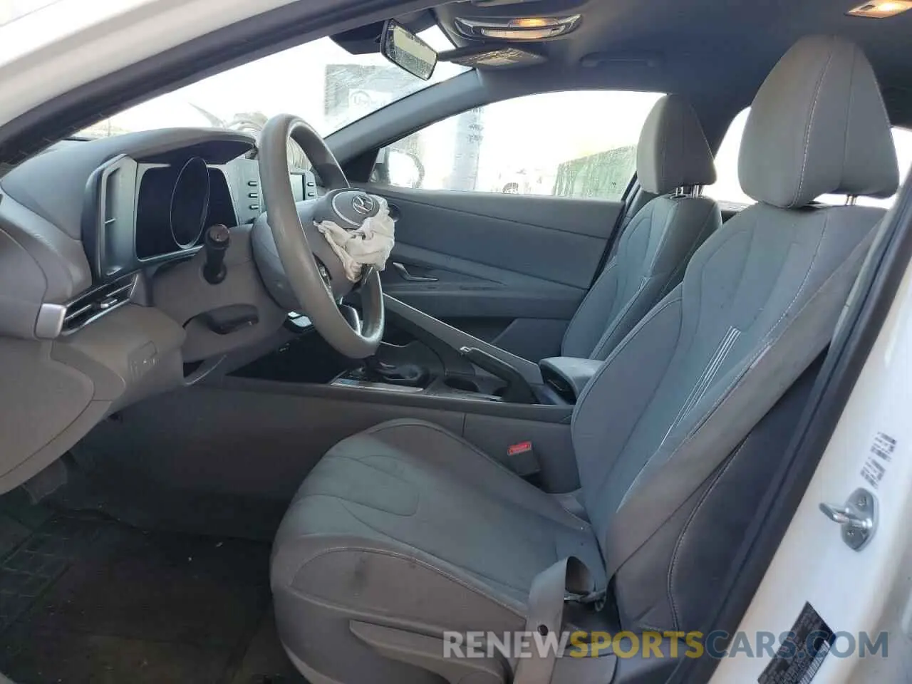 7 Фотография поврежденного автомобиля 5NPLM4AG4MH022595 HYUNDAI ELANTRA 2021