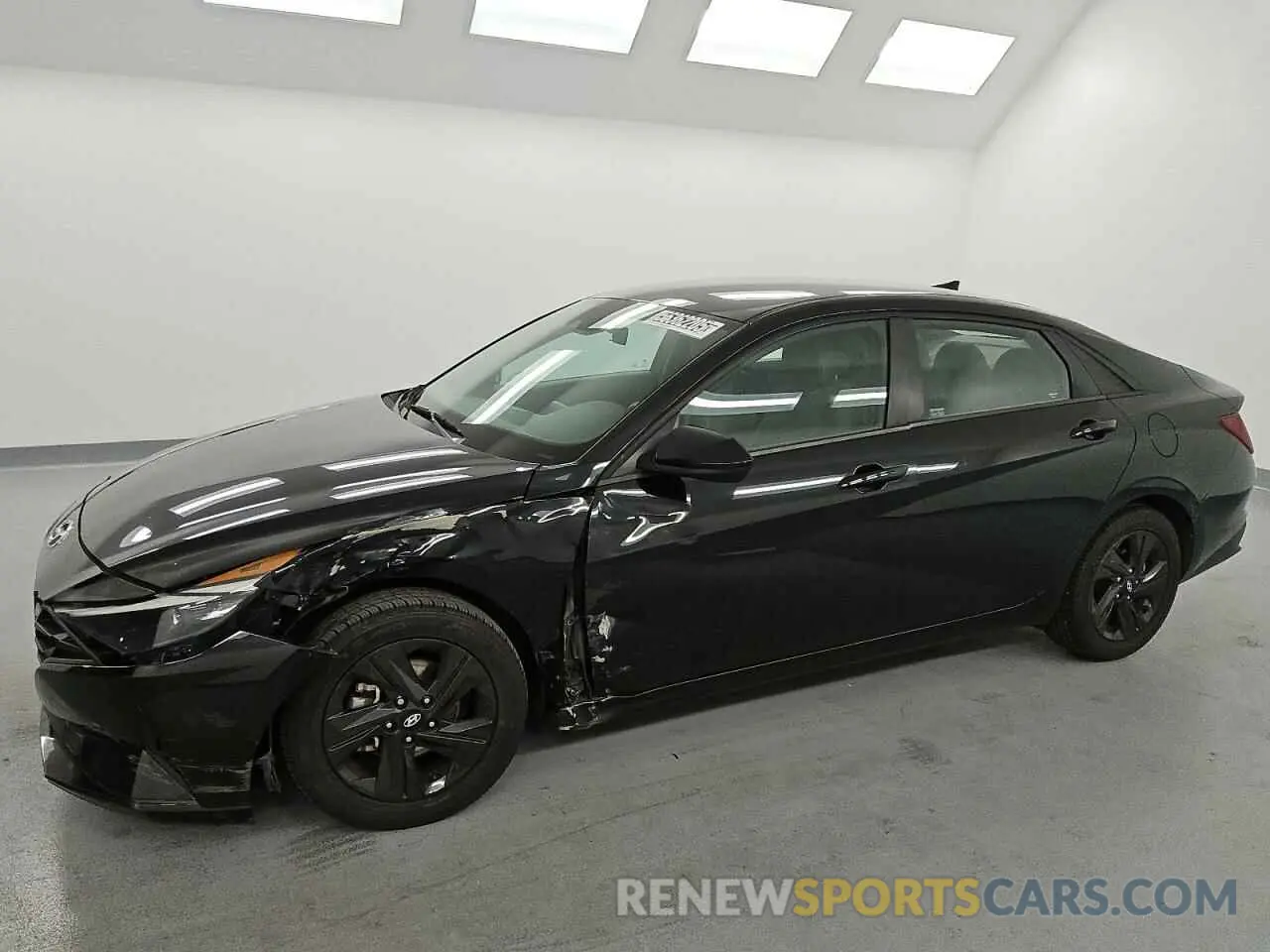 1 Photograph of a damaged car 5NPLM4AG4MH029174 HYUNDAI ELANTRA 2021