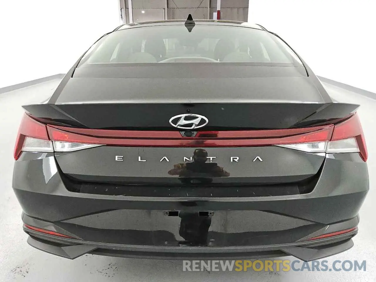 6 Photograph of a damaged car 5NPLM4AG4MH029174 HYUNDAI ELANTRA 2021