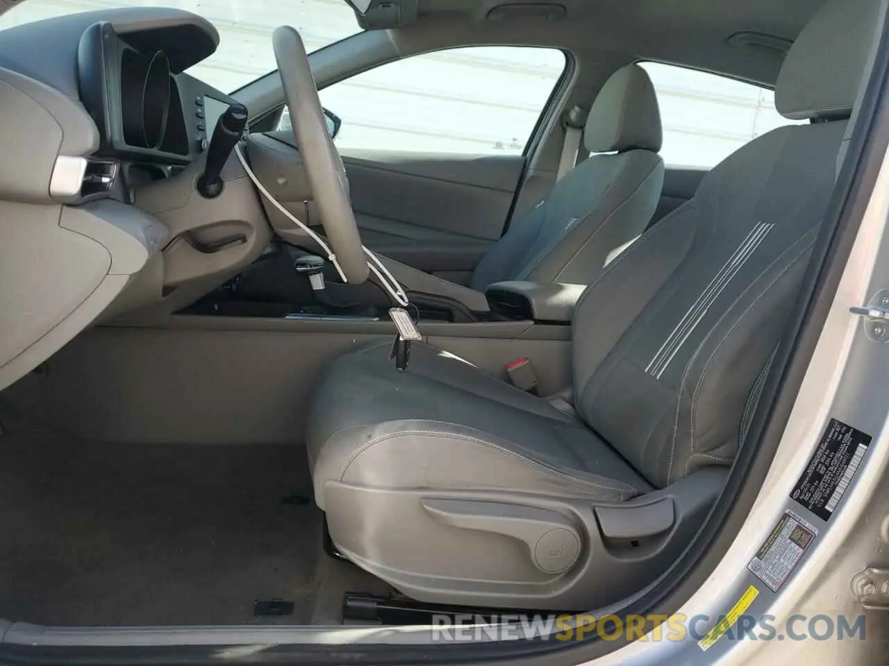 7 Фотография поврежденного автомобиля 5NPLM4AG4MH048923 HYUNDAI ELANTRA 2021