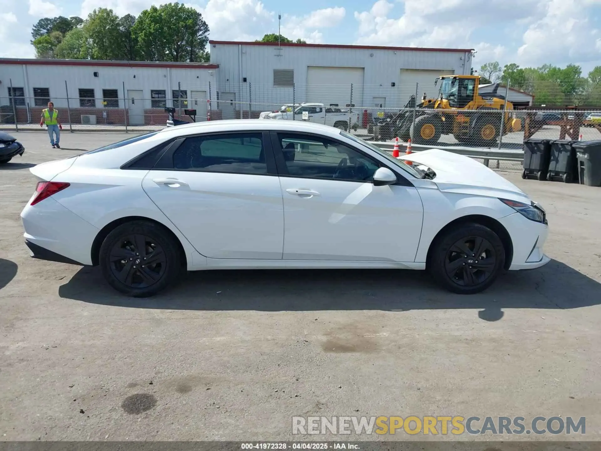 12 Фотография поврежденного автомобиля 5NPLM4AG5MH019642 HYUNDAI ELANTRA 2021