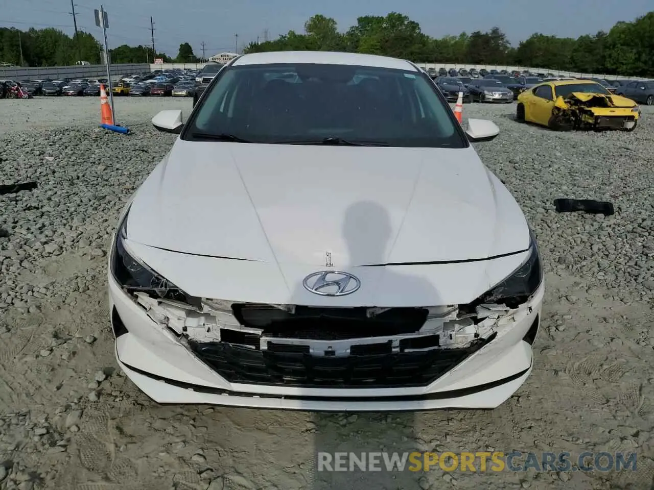 5 Photograph of a damaged car 5NPLM4AG5MH039616 HYUNDAI ELANTRA 2021