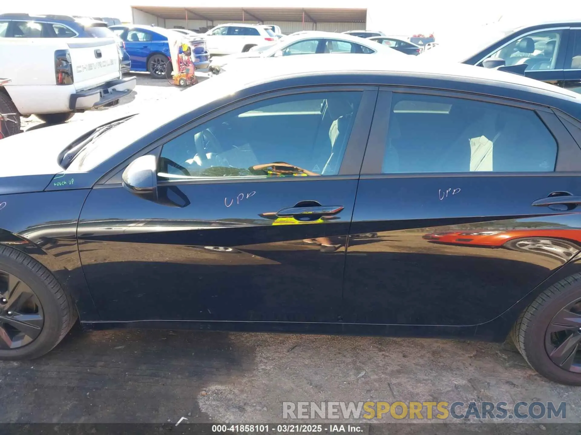 14 Photograph of a damaged car 5NPLM4AG6MH001022 HYUNDAI ELANTRA 2021