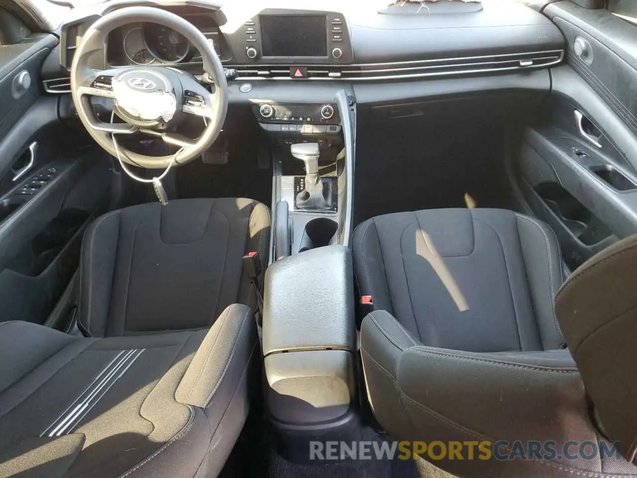 8 Фотография поврежденного автомобиля 5NPLM4AG6MH019892 HYUNDAI ELANTRA 2021