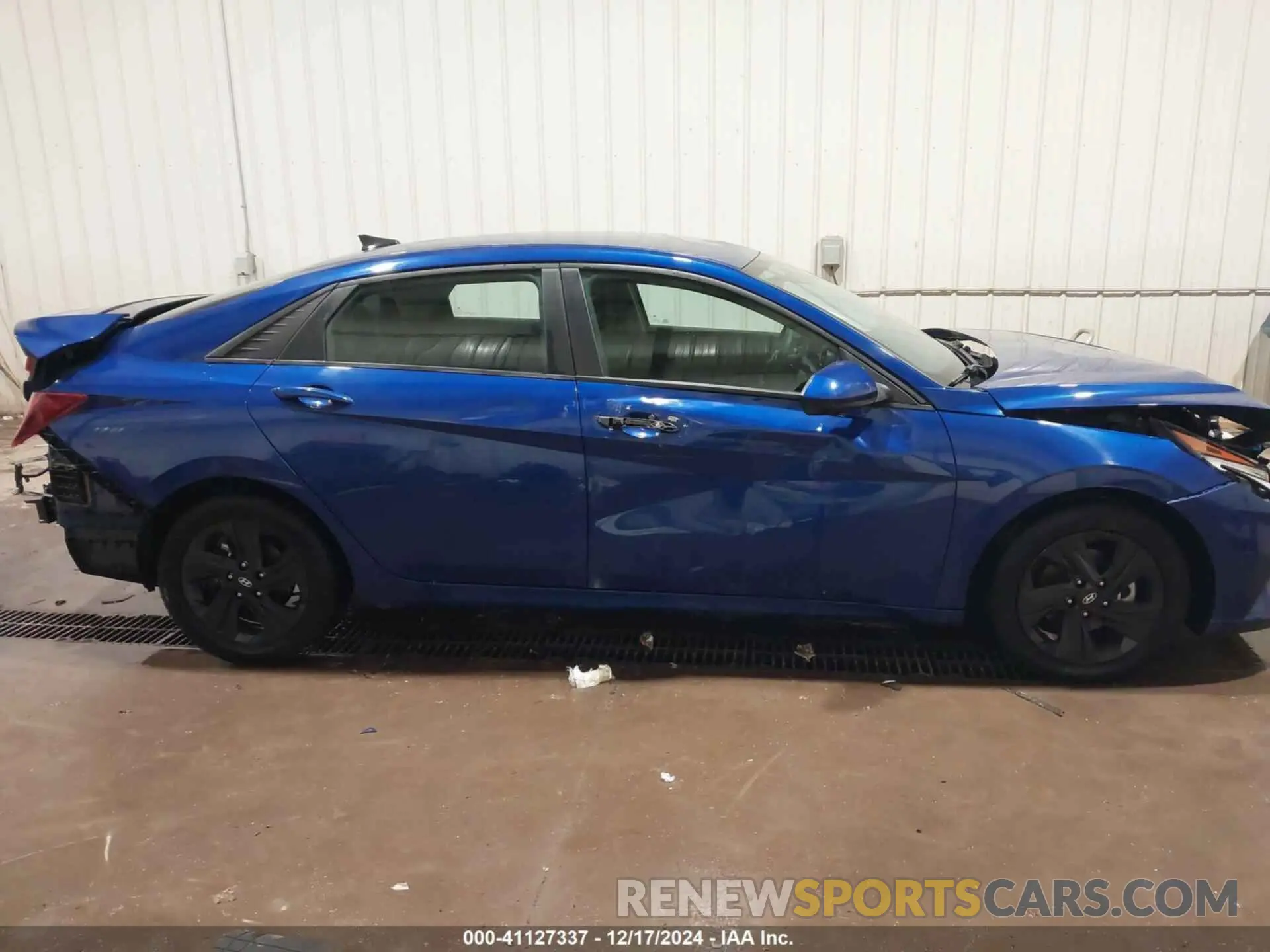 14 Photograph of a damaged car 5NPLM4AG7MH017746 HYUNDAI ELANTRA 2021