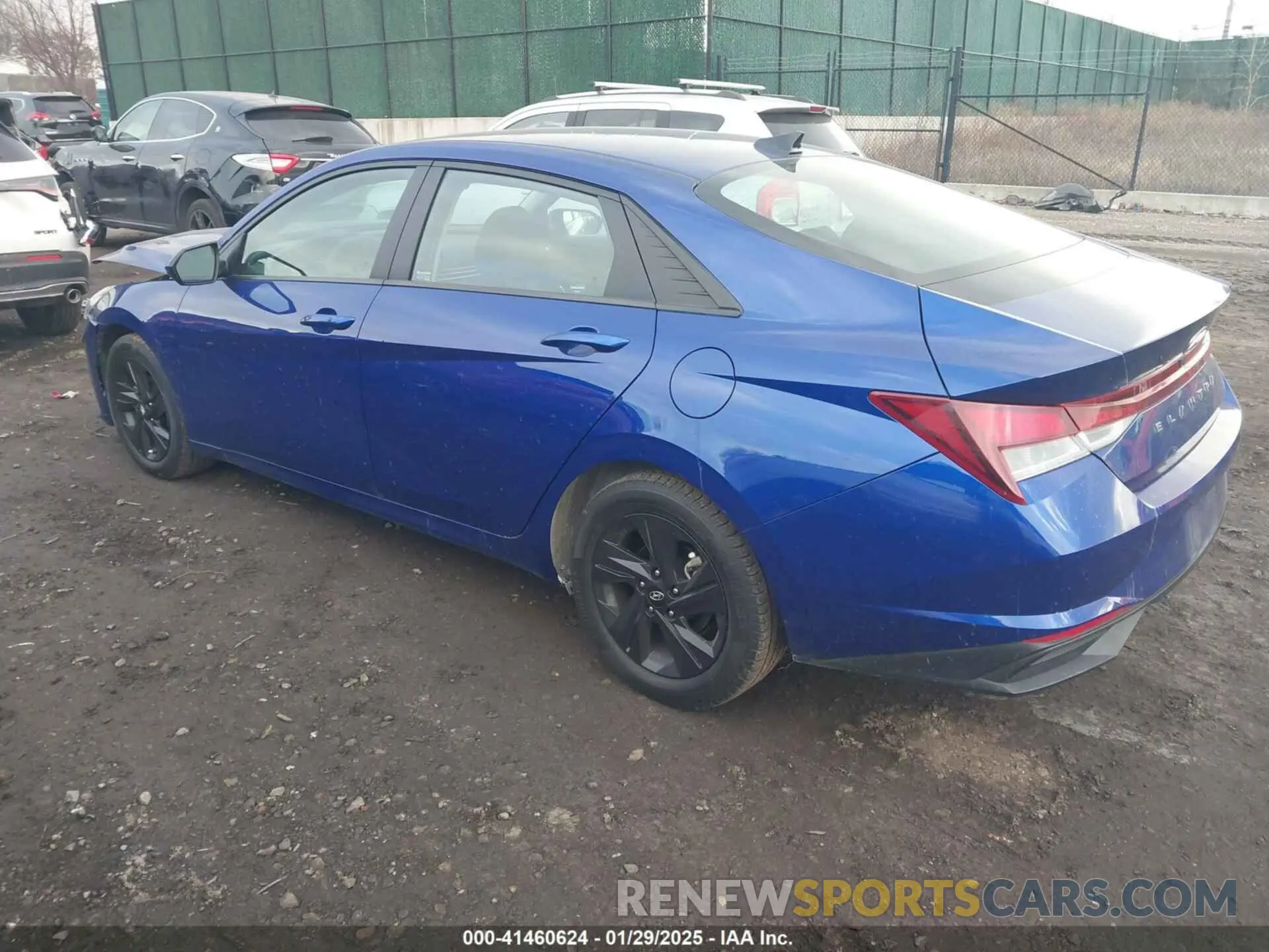3 Photograph of a damaged car 5NPLM4AG8MH032708 HYUNDAI ELANTRA 2021
