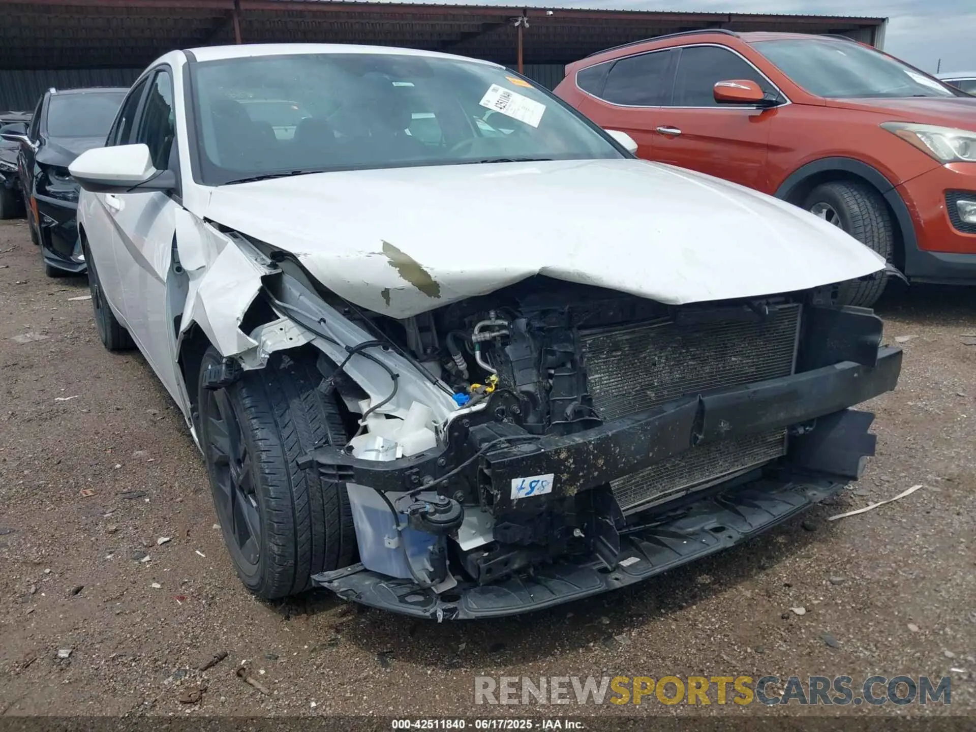 6 Photograph of a damaged car 5NPLM4AG8MH033485 HYUNDAI ELANTRA 2021
