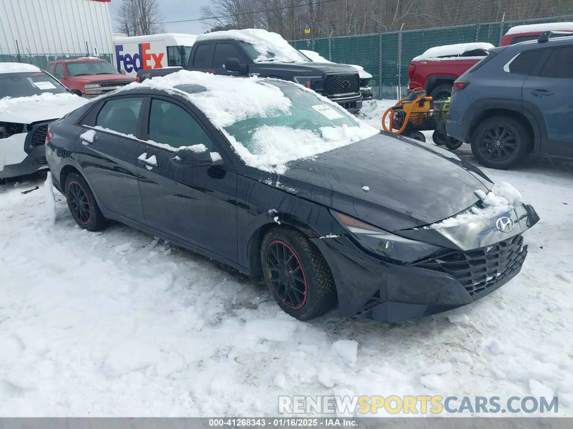 1 Photograph of a damaged car 5NPLM4AG9MH003332 HYUNDAI ELANTRA 2021