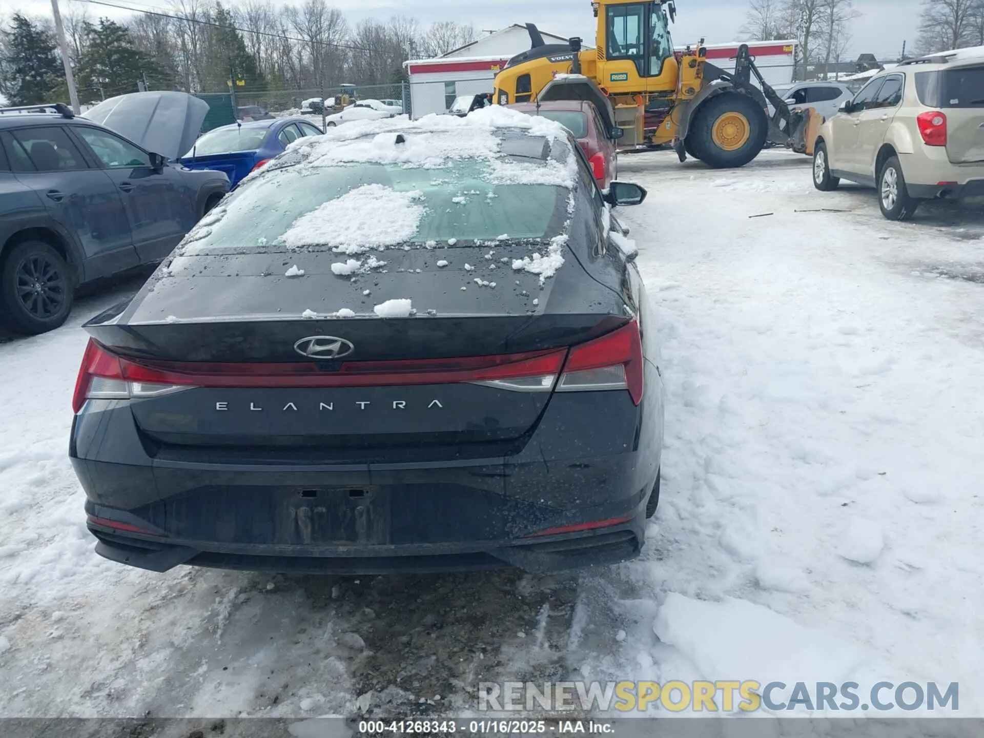 15 Photograph of a damaged car 5NPLM4AG9MH003332 HYUNDAI ELANTRA 2021