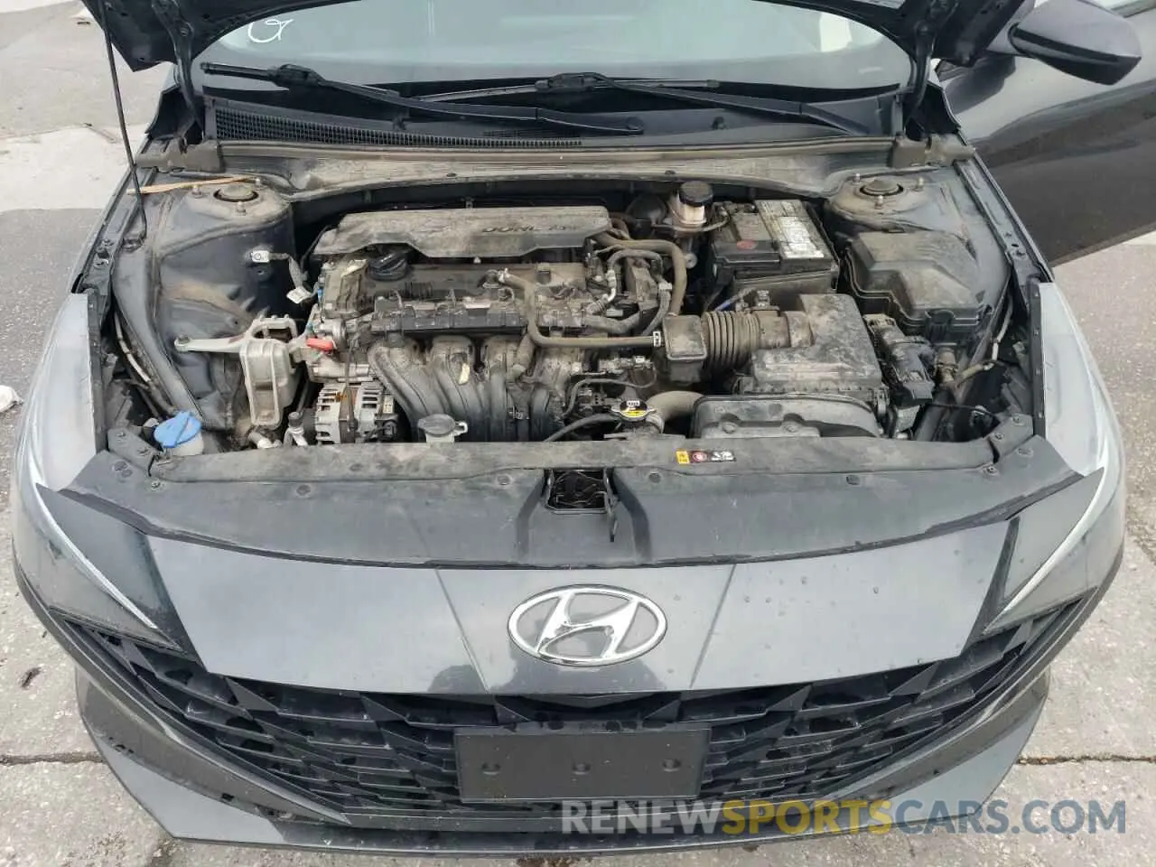 11 Photograph of a damaged car 5NPLM4AG9MH012838 HYUNDAI ELANTRA 2021