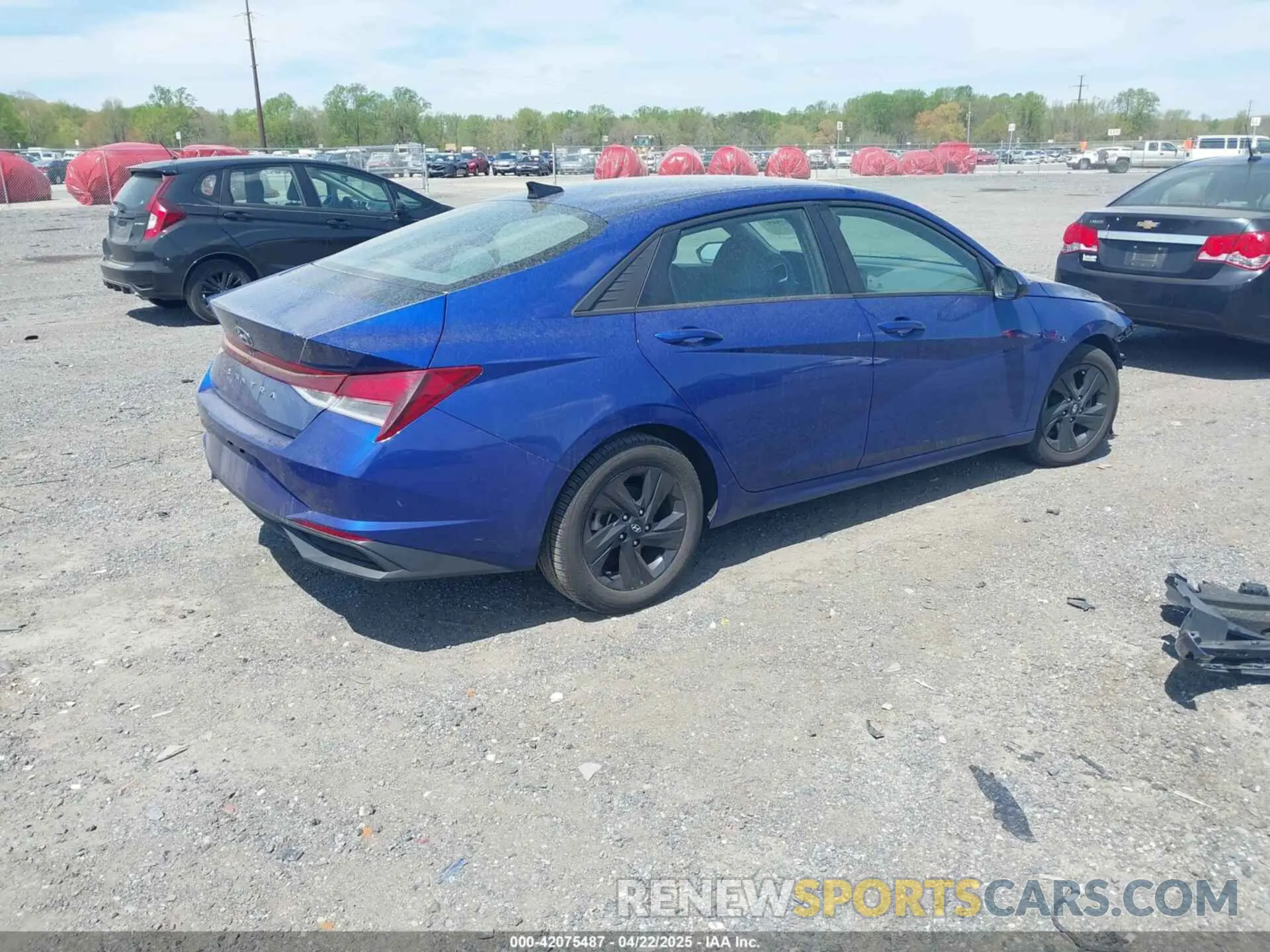 4 Фотография поврежденного автомобиля 5NPLM4AGXMH011858 HYUNDAI ELANTRA 2021
