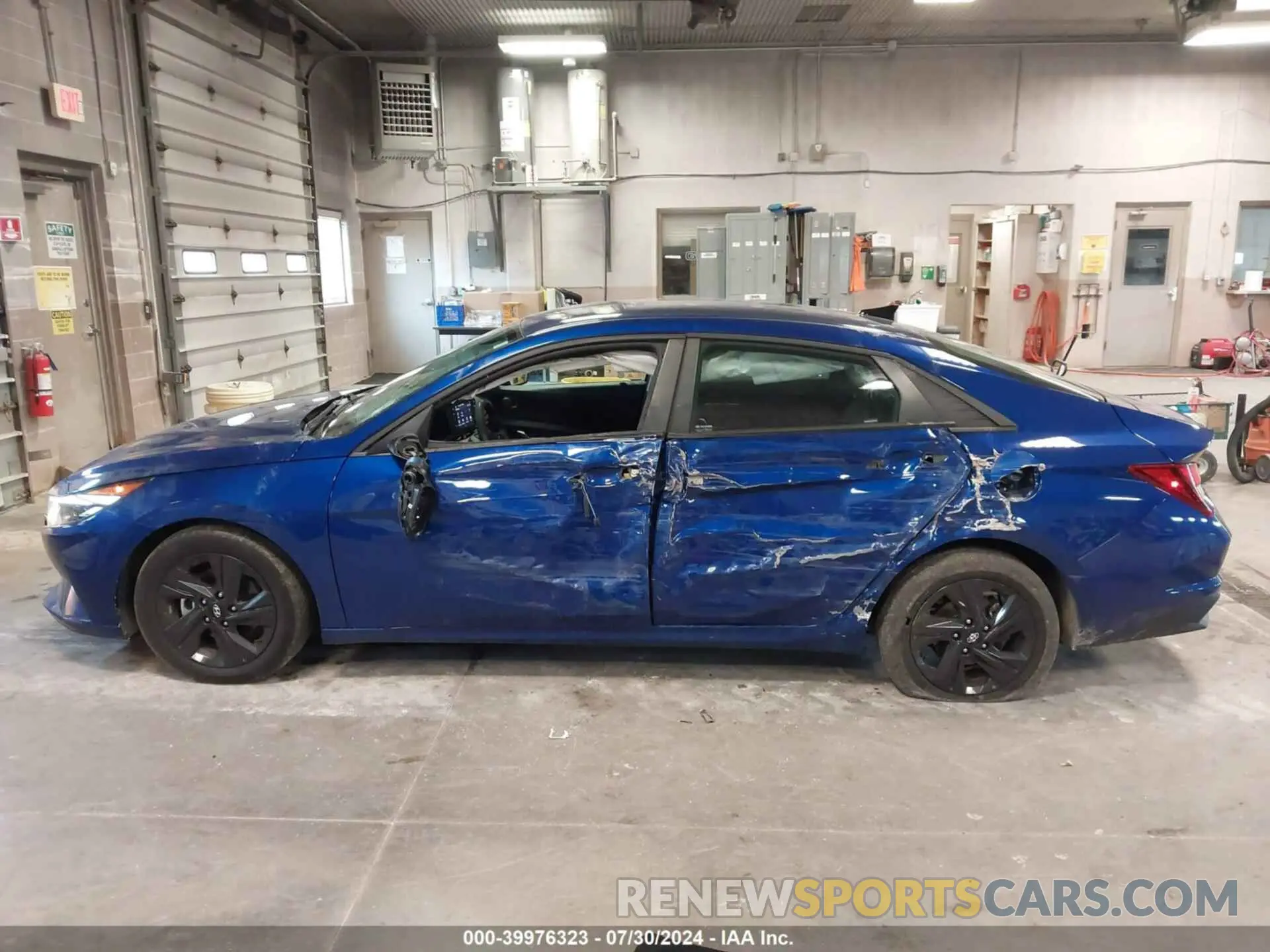 14 Photograph of a damaged car 5NPLM4AGXMH024609 HYUNDAI ELANTRA 2021
