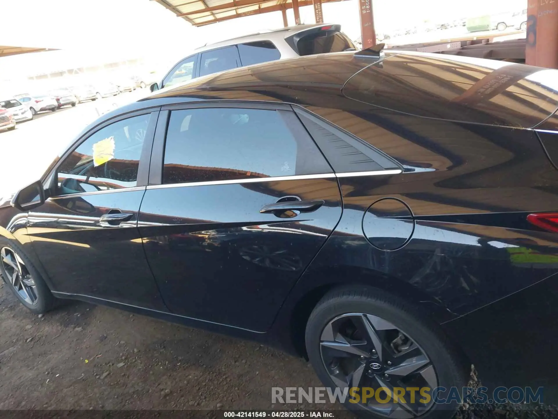 15 Photograph of a damaged car 5NPLN4AG0MH026978 HYUNDAI ELANTRA 2021