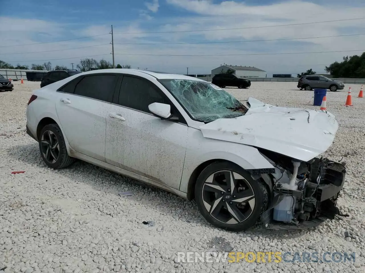 4 Photograph of a damaged car 5NPLN4AG1MH014466 HYUNDAI ELANTRA 2021