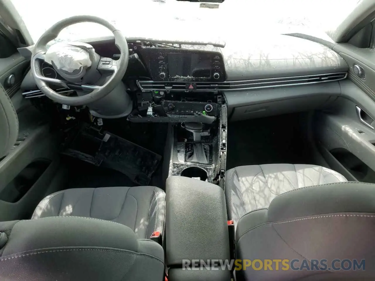 8 Photograph of a damaged car 5NPLN4AG1MH014466 HYUNDAI ELANTRA 2021
