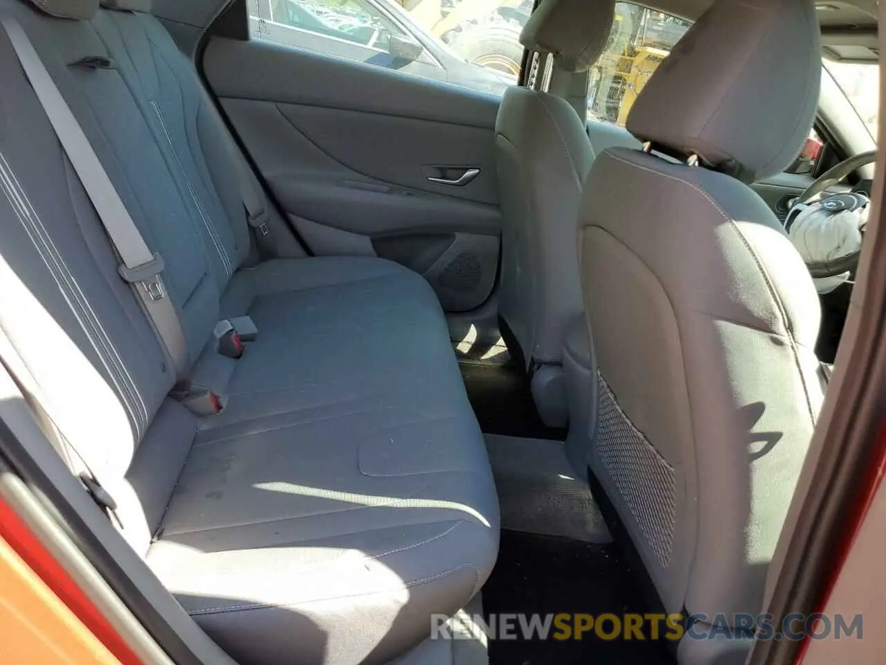 10 Photograph of a damaged car 5NPLN4AG1MH022714 HYUNDAI ELANTRA 2021