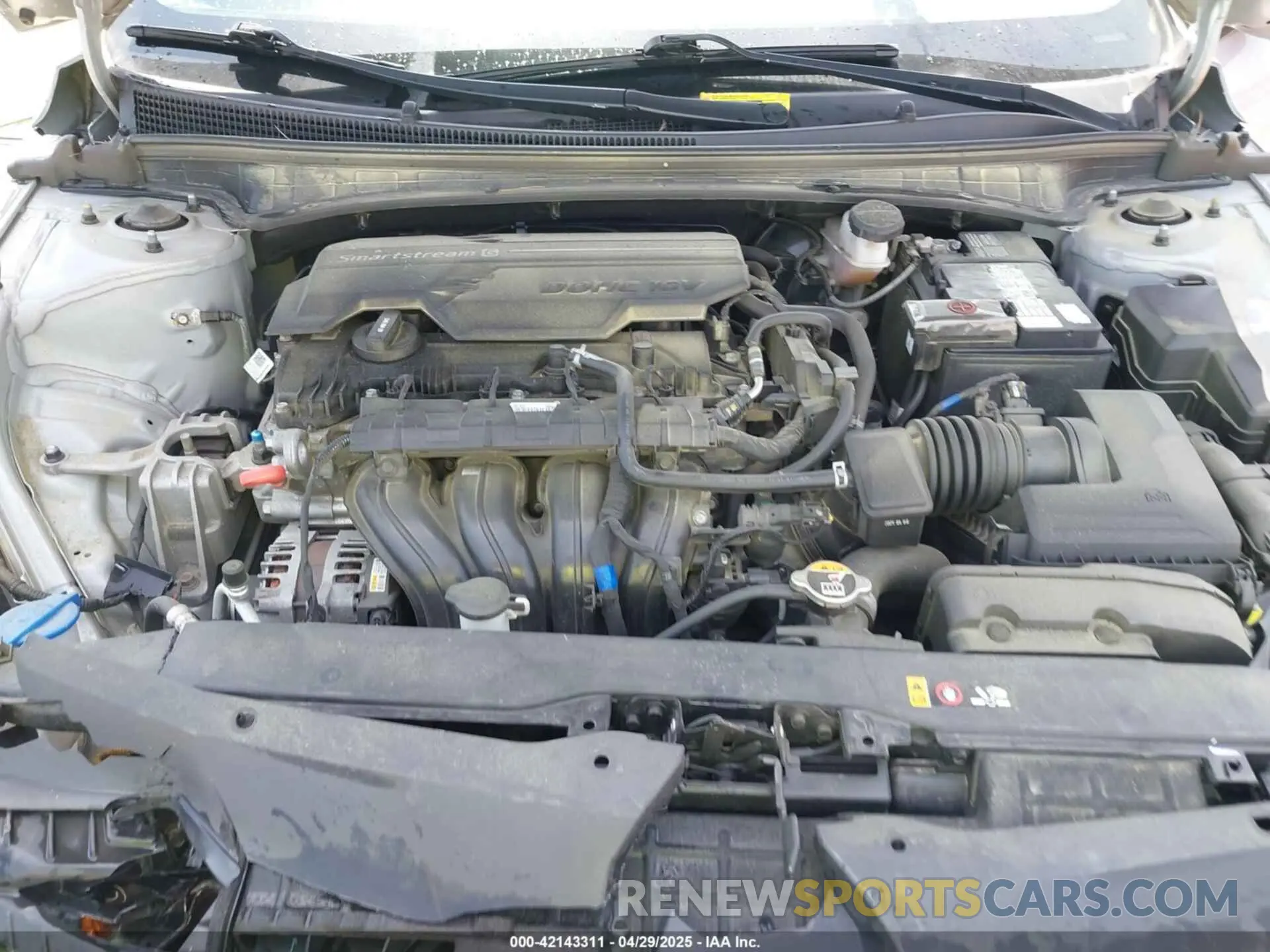 10 Photograph of a damaged car 5NPLN4AG1MH043336 HYUNDAI ELANTRA 2021