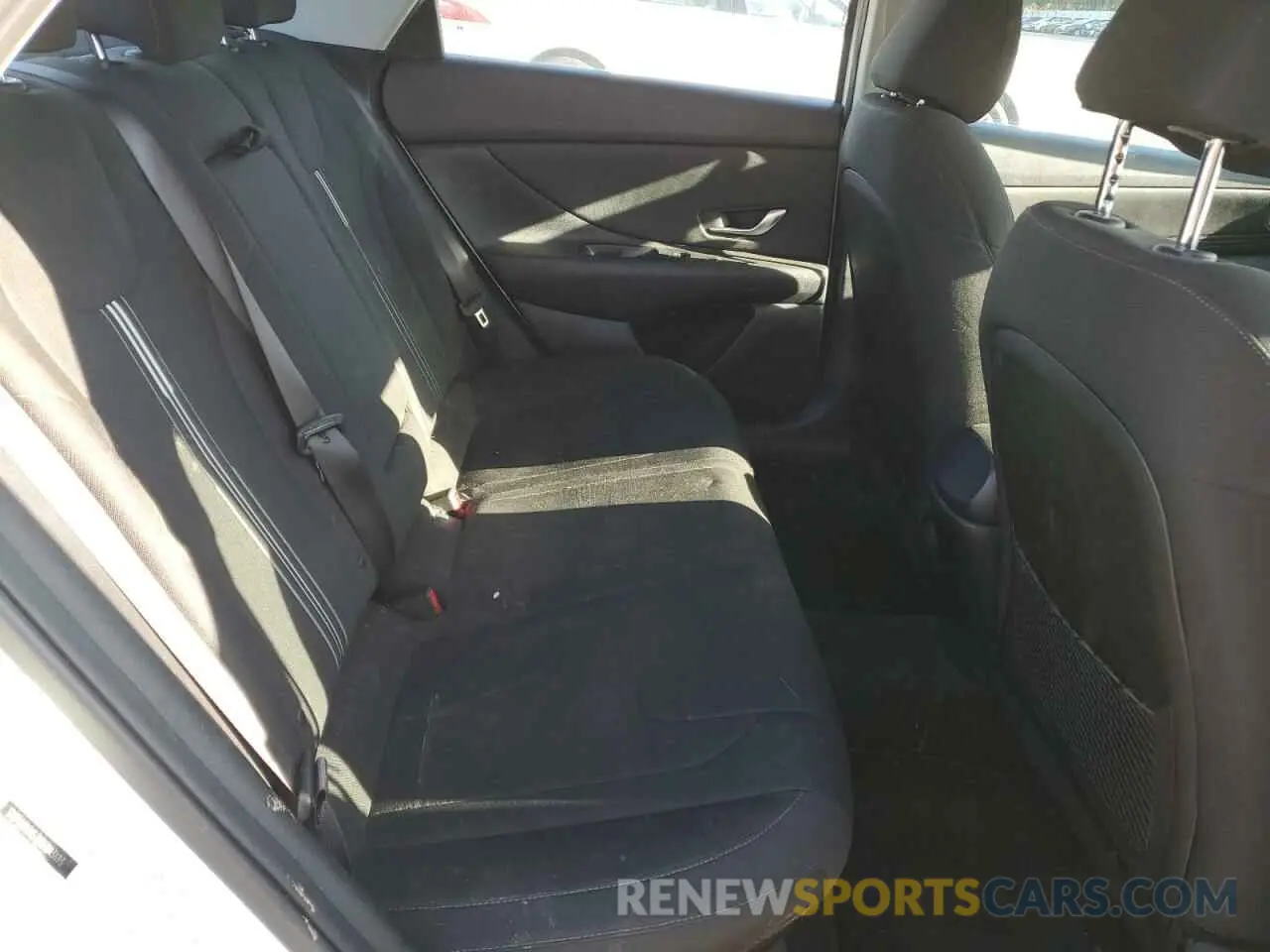 10 Фотография поврежденного автомобиля 5NPLN4AG3MH043693 HYUNDAI ELANTRA 2021