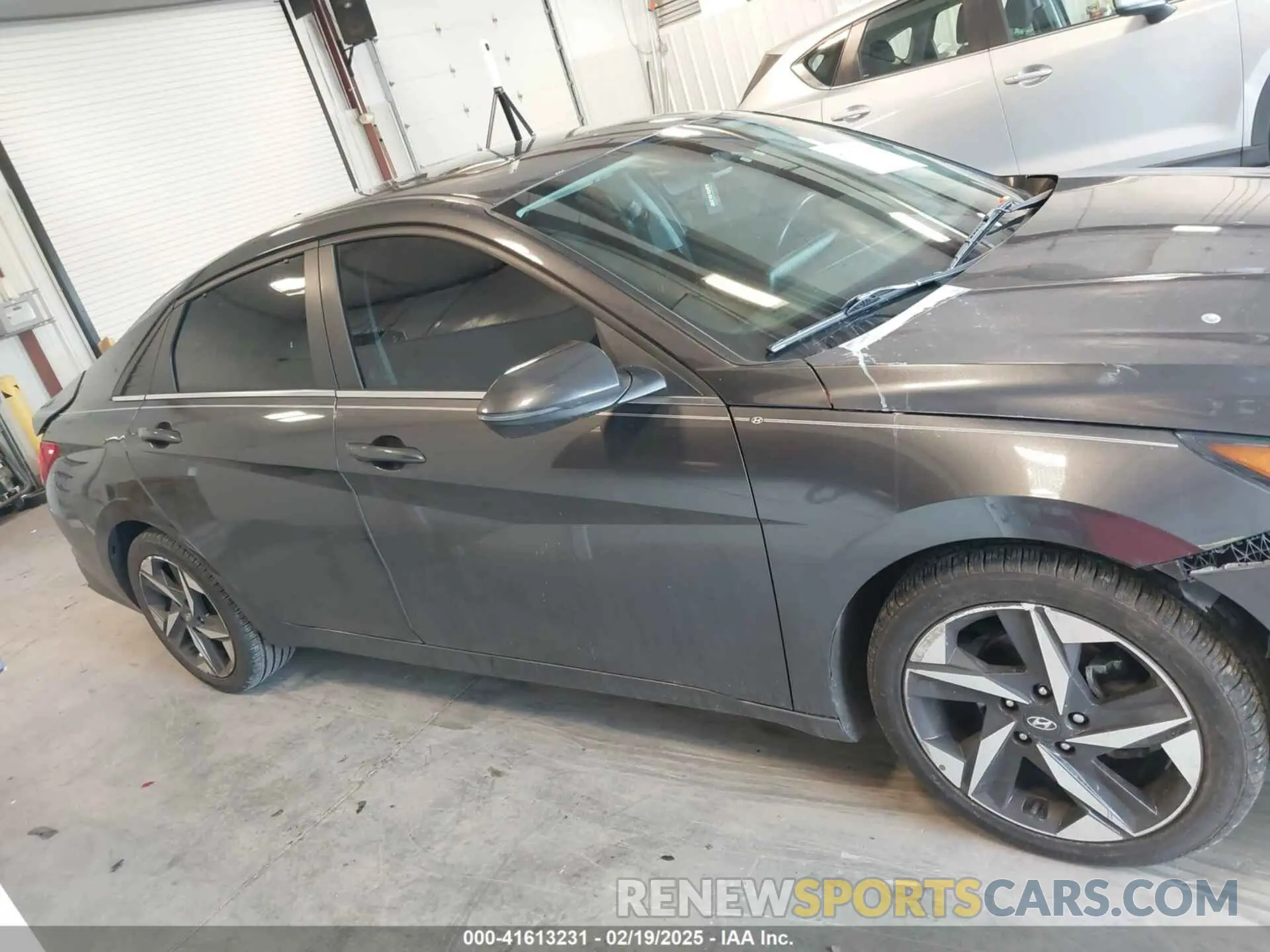 13 Фотография поврежденного автомобиля 5NPLN4AG8MH029708 HYUNDAI ELANTRA 2021