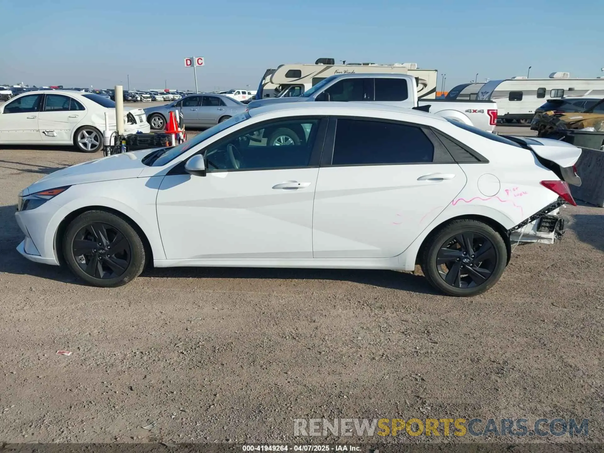 15 Photograph of a damaged car 5NPLS4AG1MH044317 HYUNDAI ELANTRA 2021