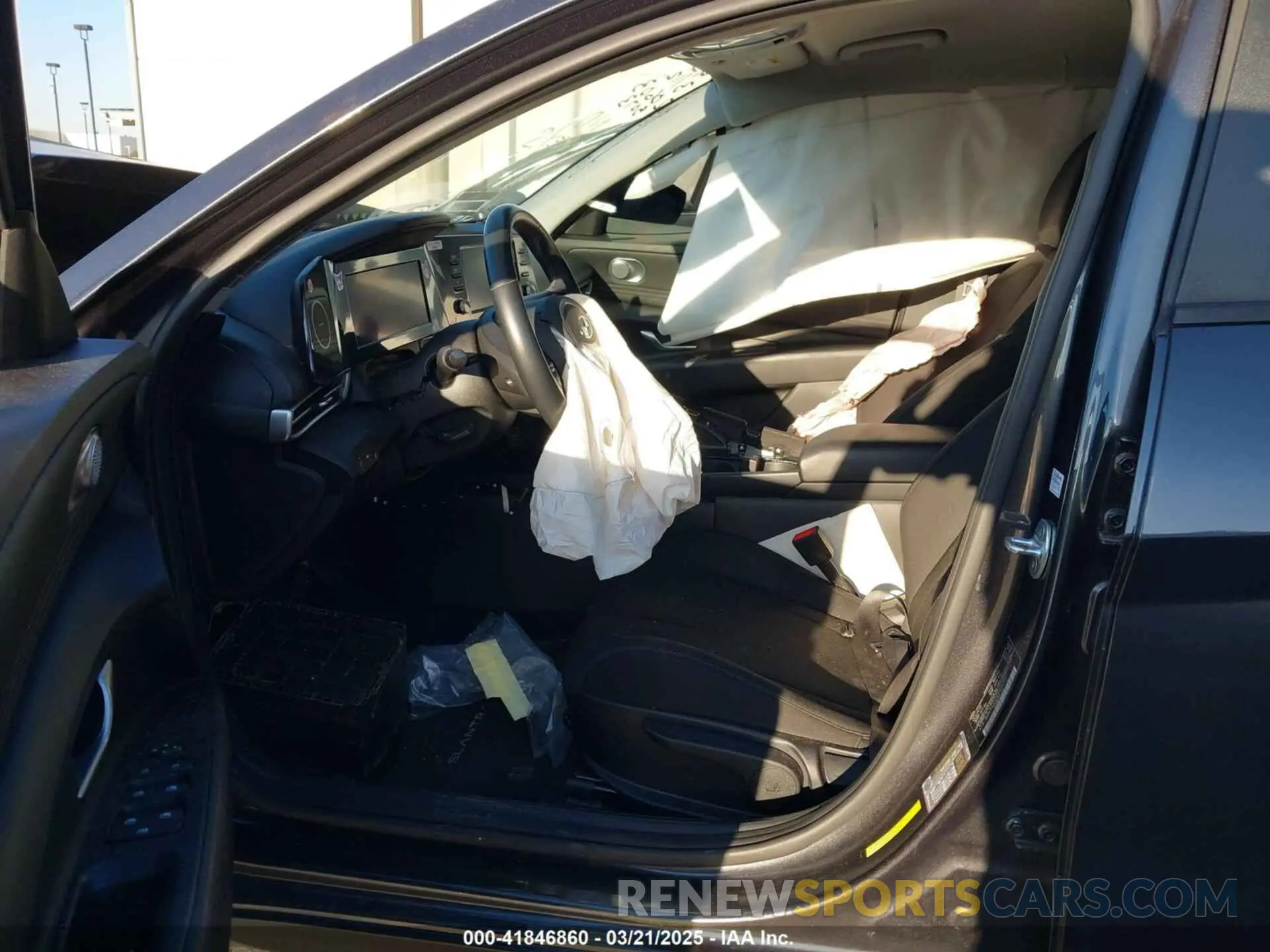 5 Photograph of a damaged car 5NPLS4AG2MH005073 HYUNDAI ELANTRA 2021
