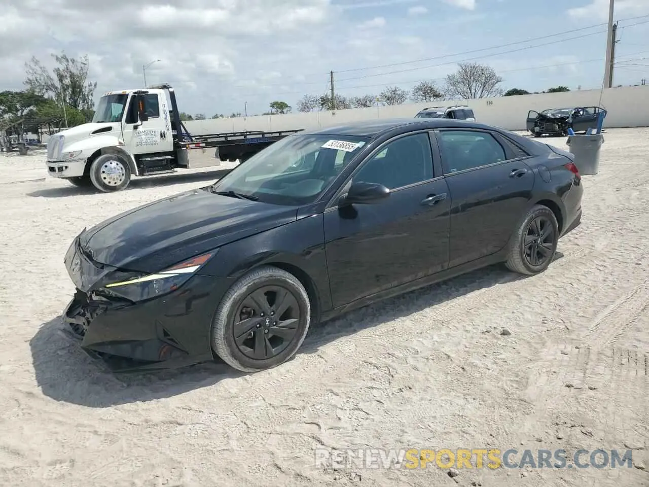 1 Photograph of a damaged car 5NPLS4AG2MH033083 HYUNDAI ELANTRA 2021