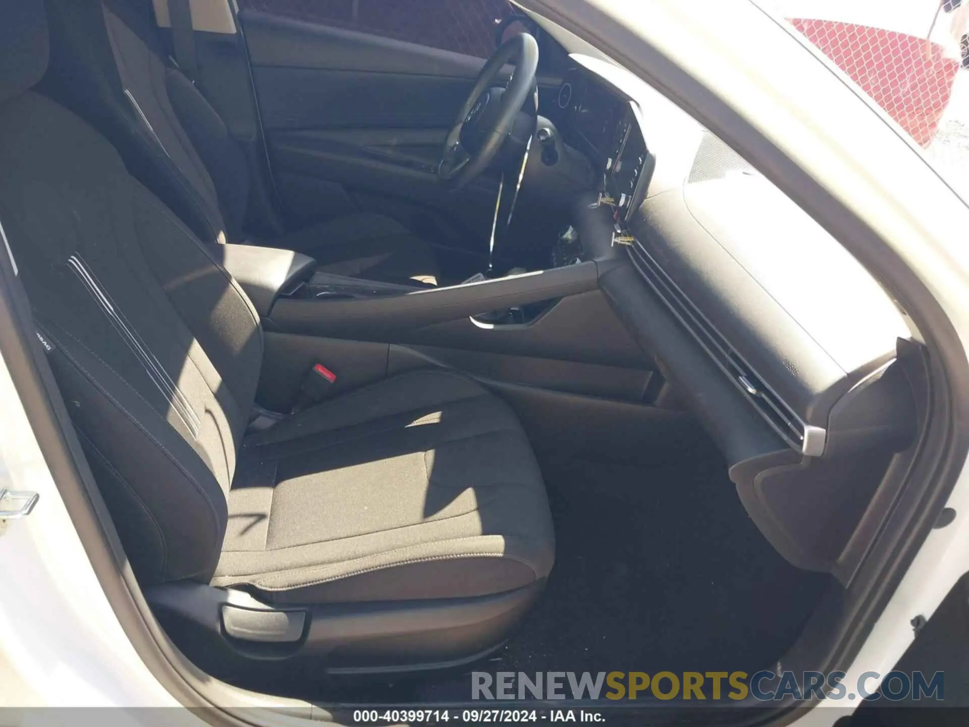 5 Photograph of a damaged car 5NPLS4AG2MH038347 HYUNDAI ELANTRA 2021